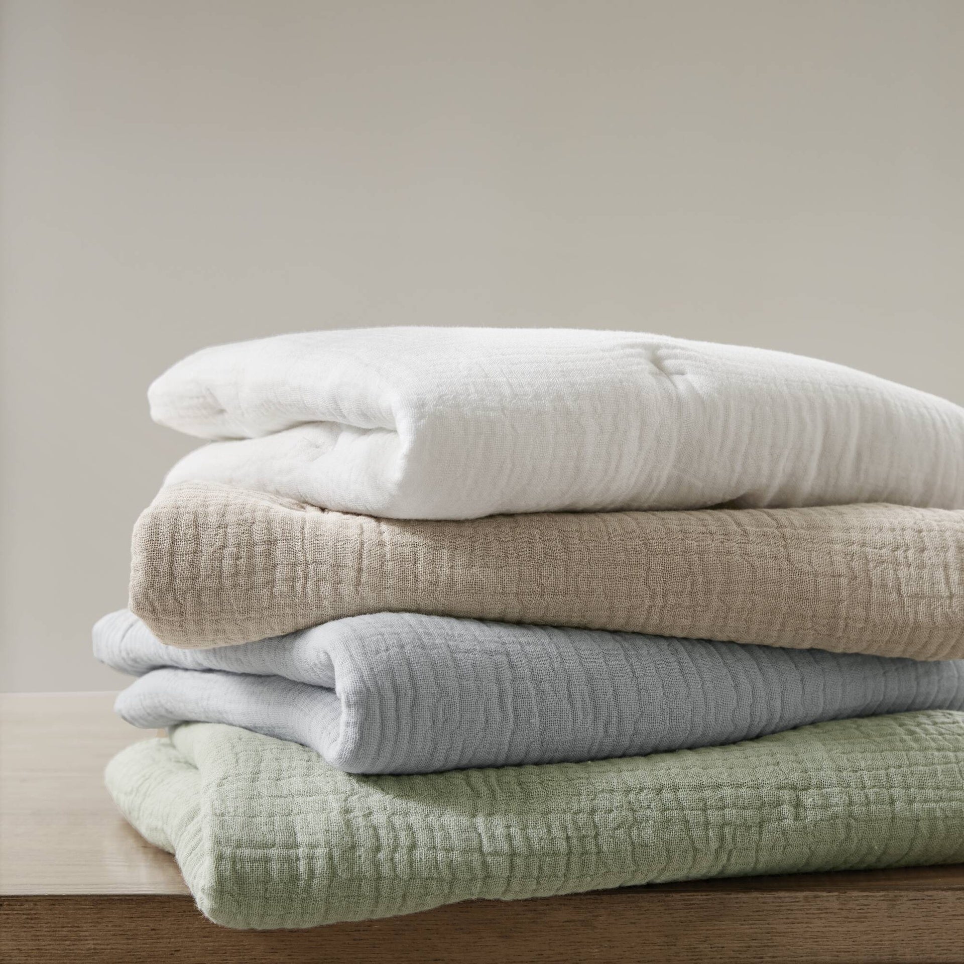 3-Piece King Cotton Gauze  Embroidered Quilt Set,Sage