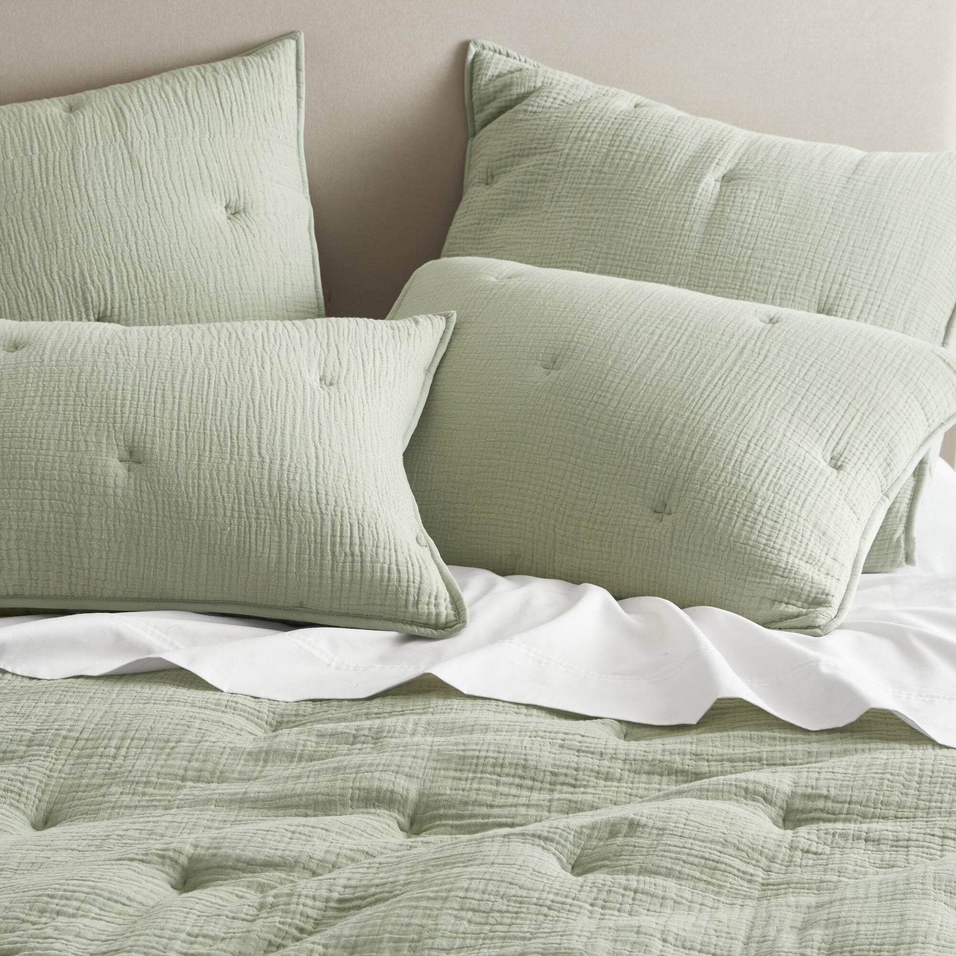 3-Piece King Cotton Gauze  Embroidered Quilt Set,Sage