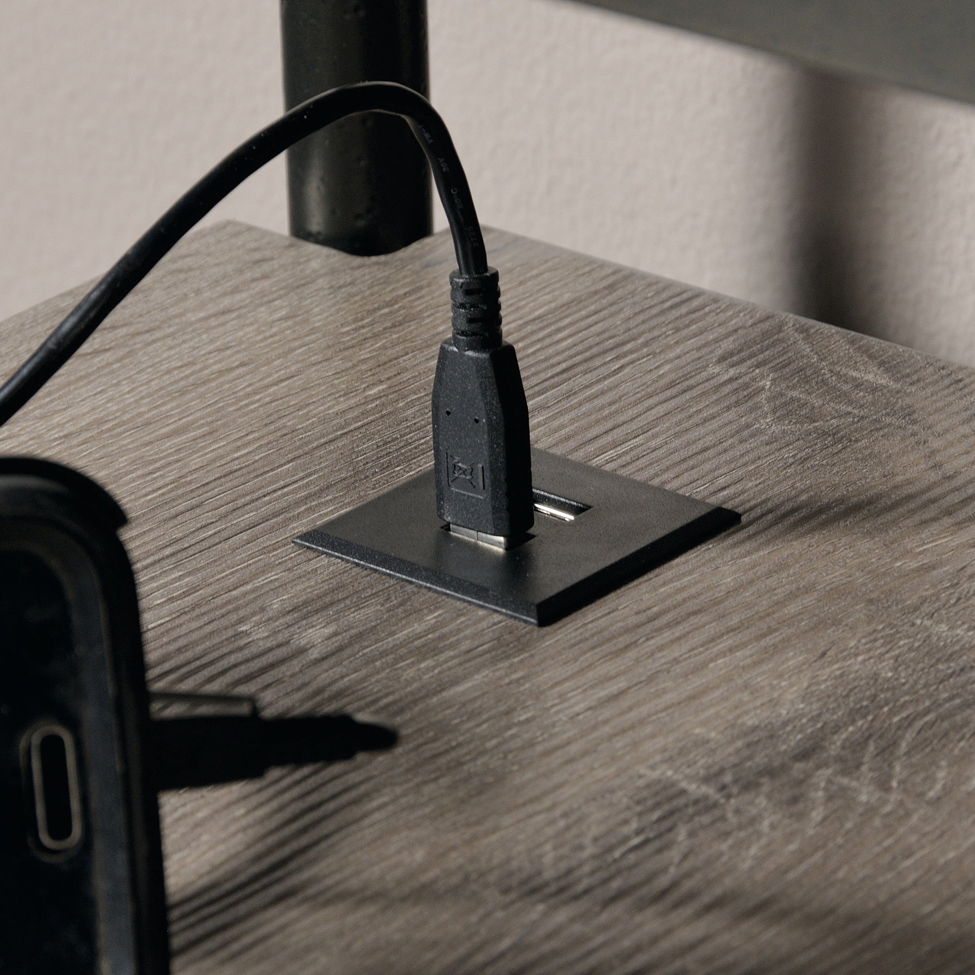 Industrial L-Shaped Desk with Built-In Usb Ports And Grommet Holes, Brown Finish