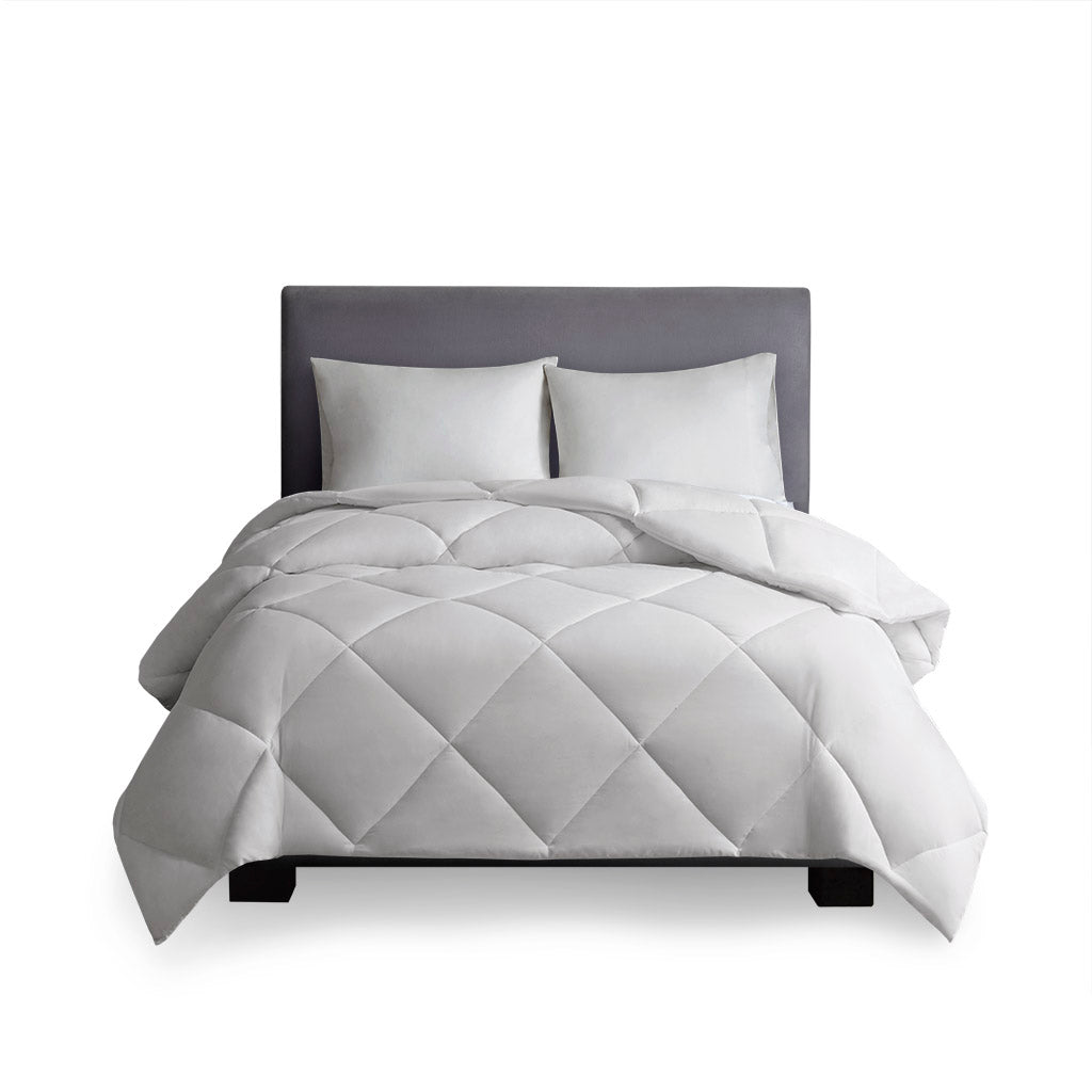 Oversized Down Alt Comforter with HeiQ Smart Temp Treatment White Full/Queen
