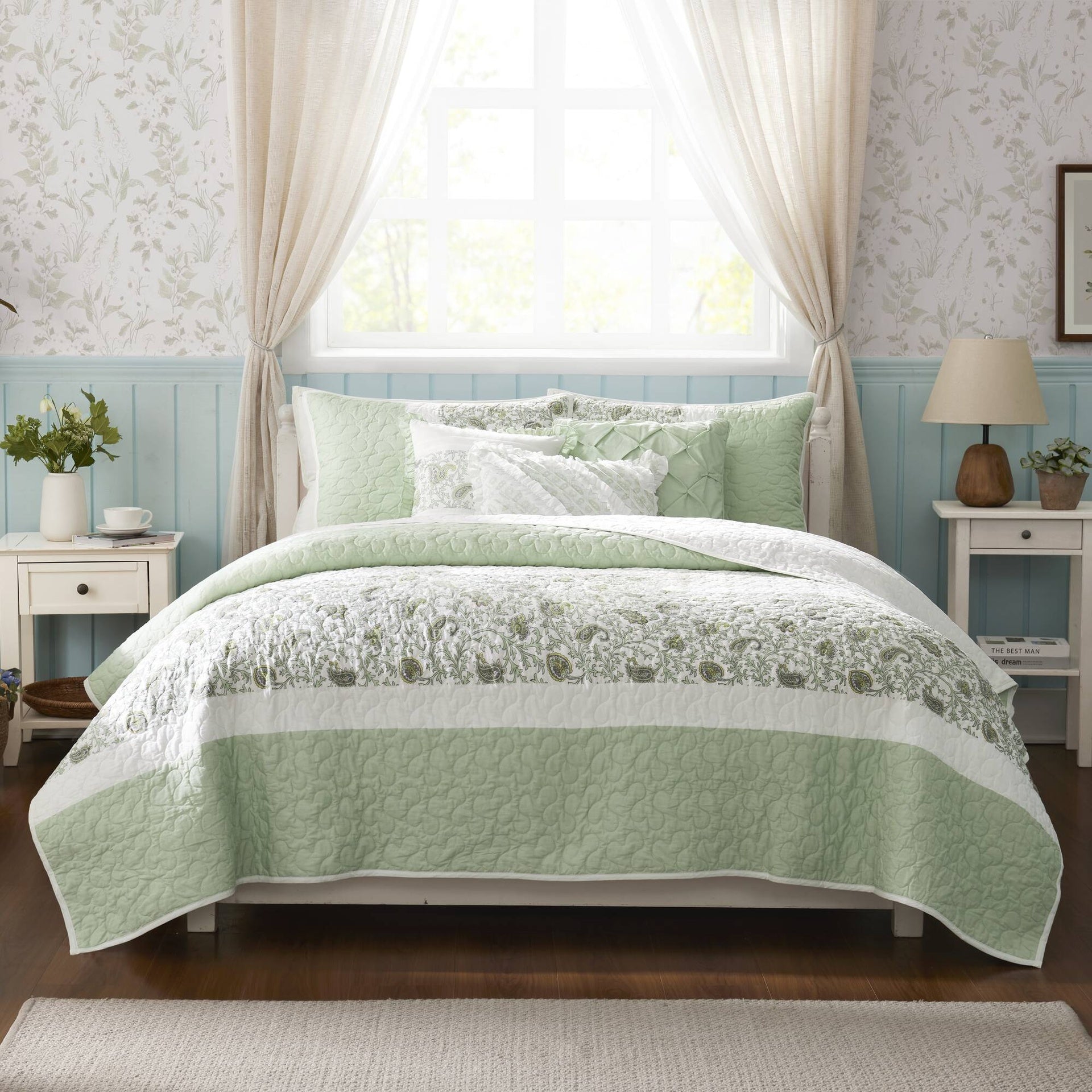 6 Piece Cotton Percale Quilt Set with Throw Pillows Full/Queen