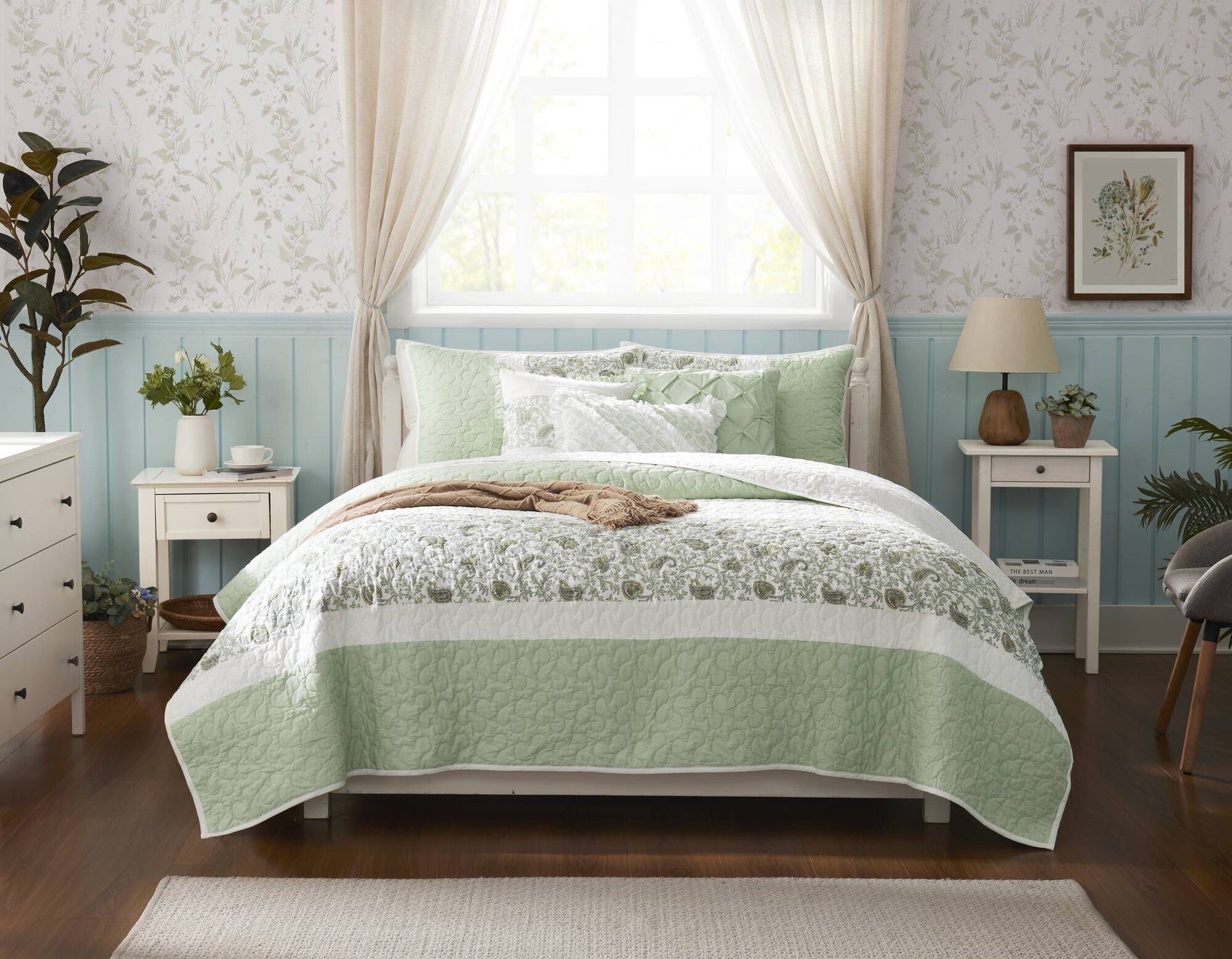 6 Piece Cotton Percale Quilt Set with Throw Pillows Full/Queen