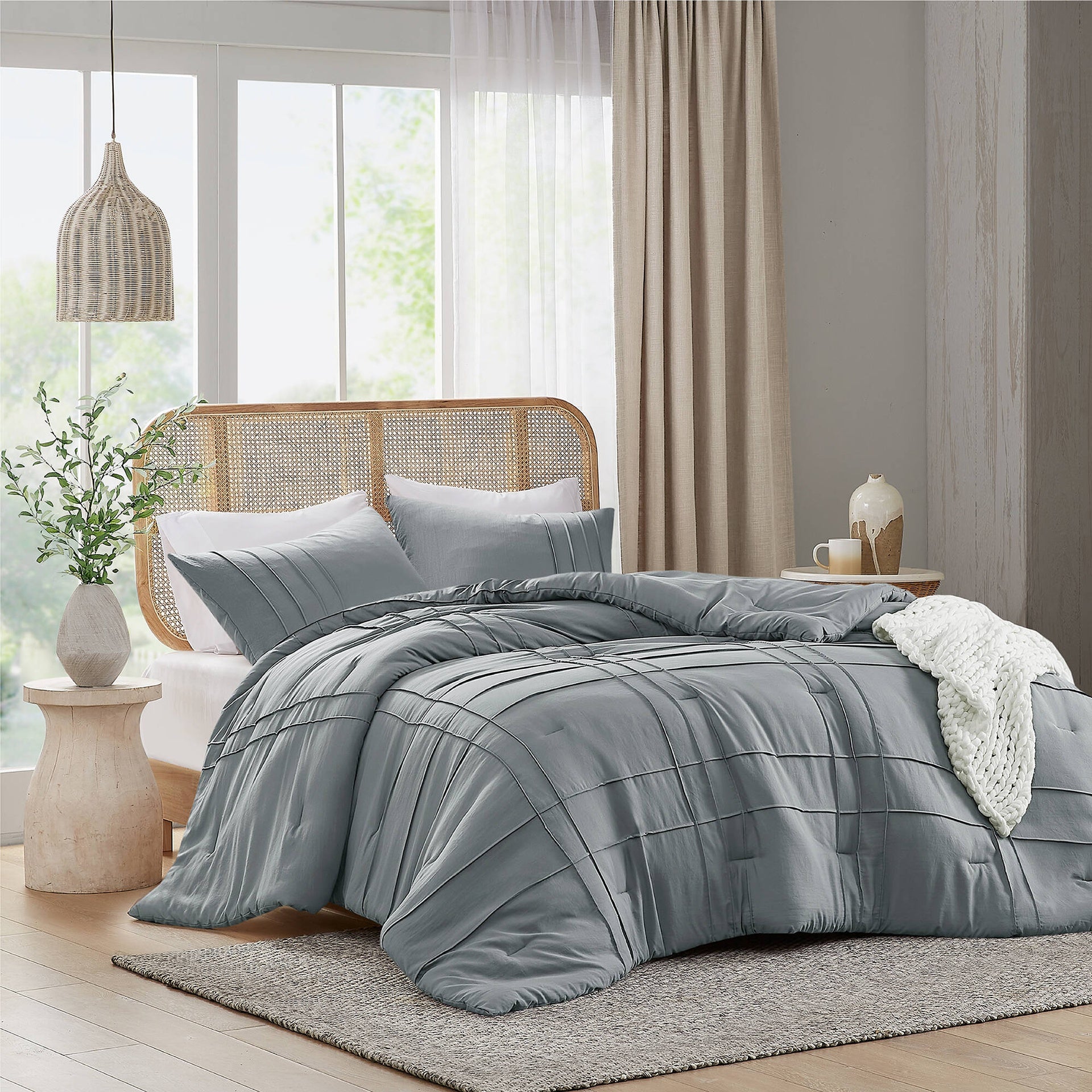 2-Piece Twin/Twin XL Soft Washed Pleated Comforter Set