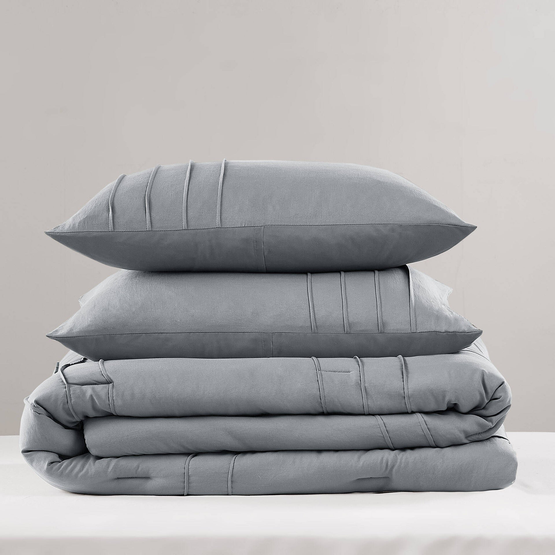 2-Piece Twin/Twin XL Soft Washed Pleated Comforter Set