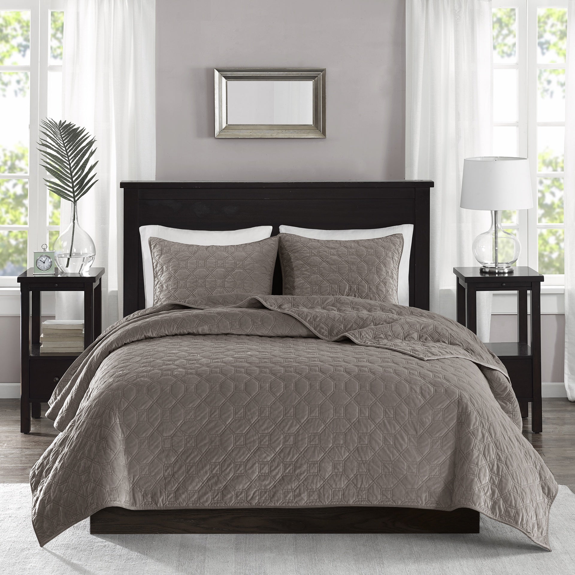 3 Piece Velvet Quilt Set Taupe King/Cal King