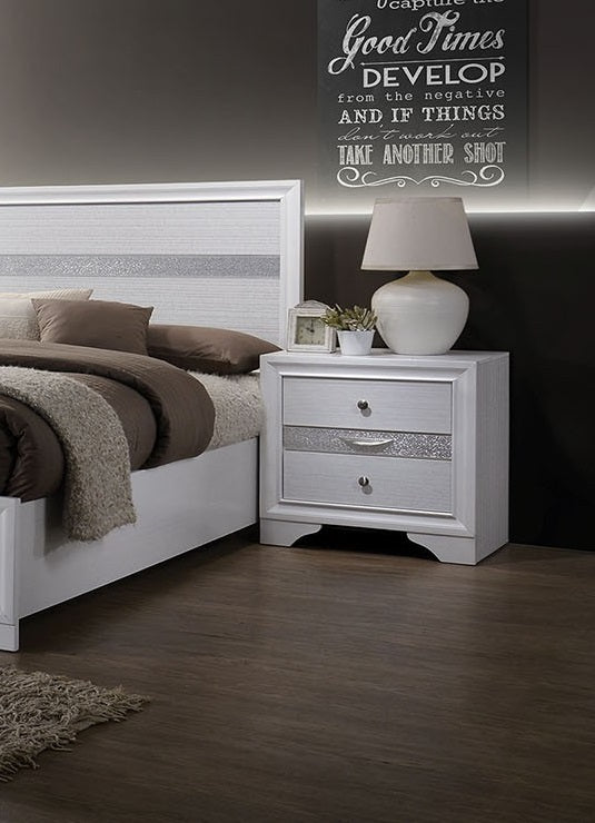 Contemporary White 1pc Nightstand Nickle round Knob Handles English Dovetails Hidden Drawer Bedside Table