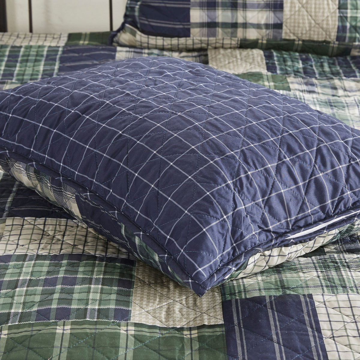 3 Piece Reversible Printed Quilt Set Green / Navy Full/Queen