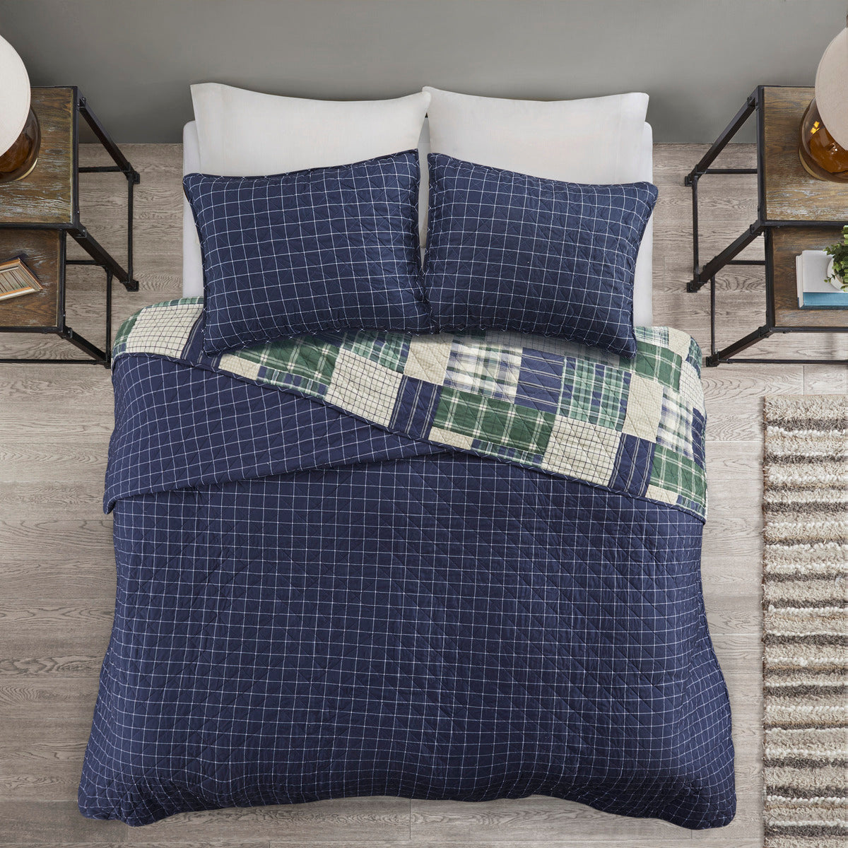 3 Piece Reversible Printed Quilt Set Green / Navy Full/Queen