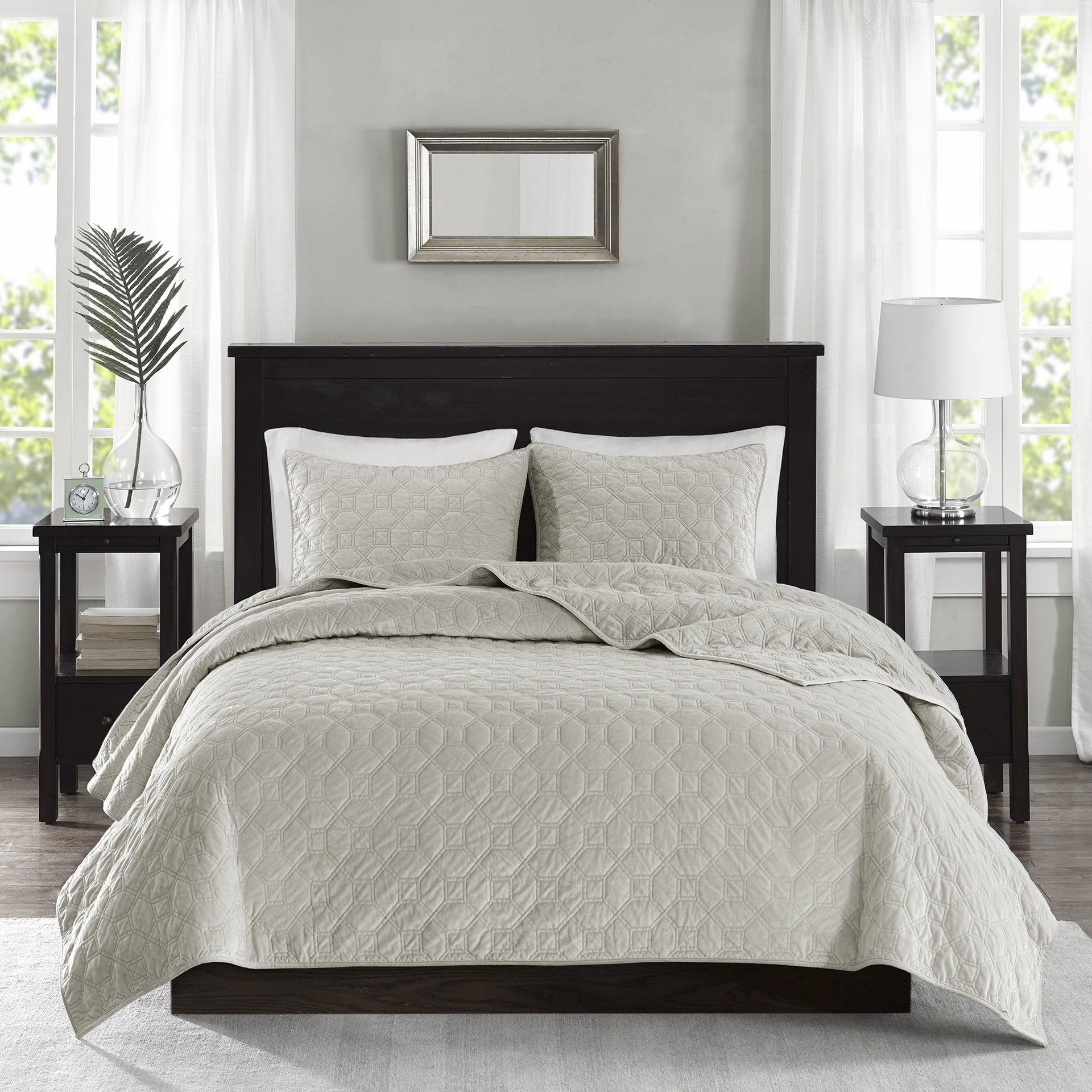 3 Piece Velvet Quilt Set Ivory King/Cal King