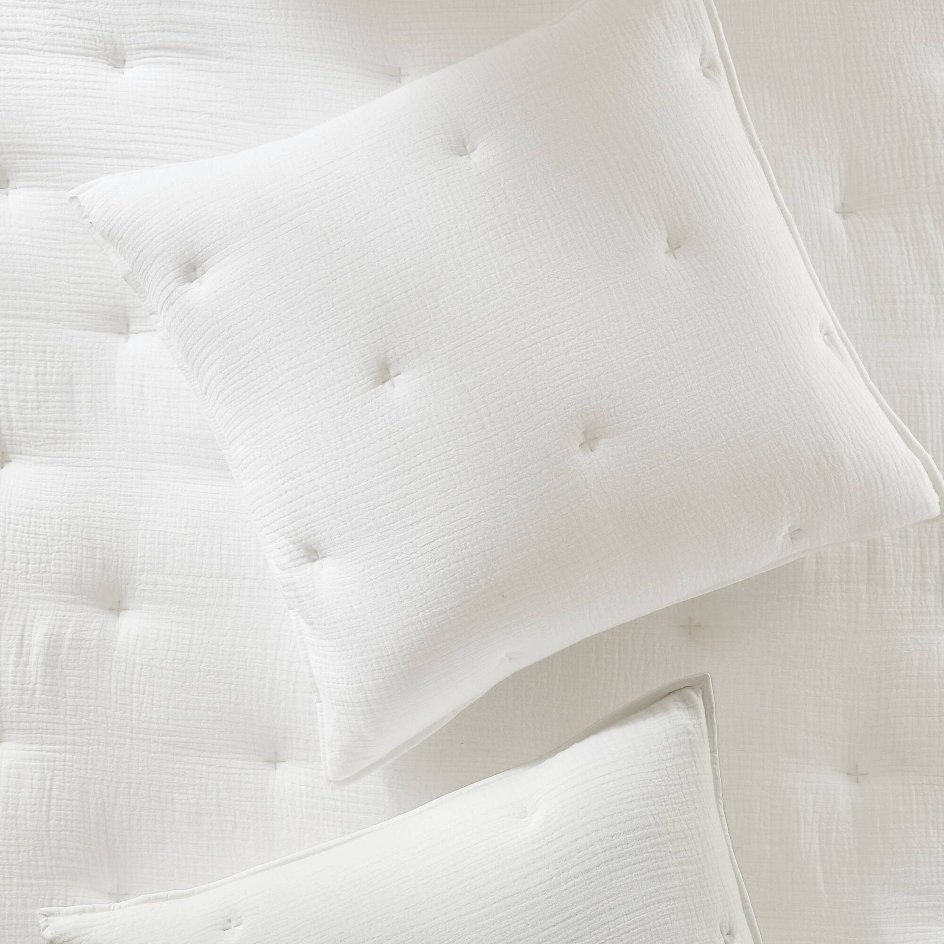 3-Piece King Cotton Gauze  Embroidered Quilt Set,White