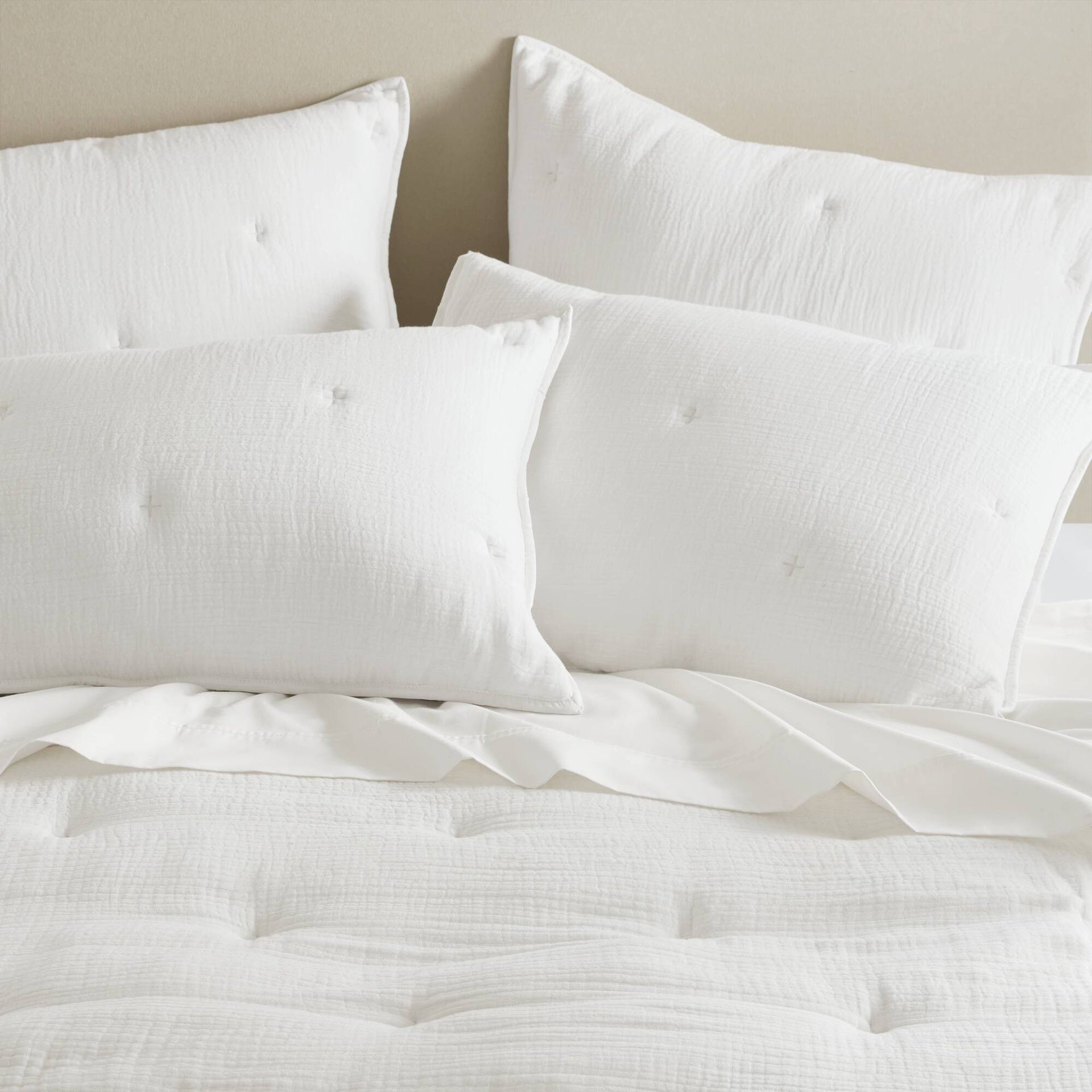 3-Piece King Cotton Gauze  Embroidered Quilt Set,White