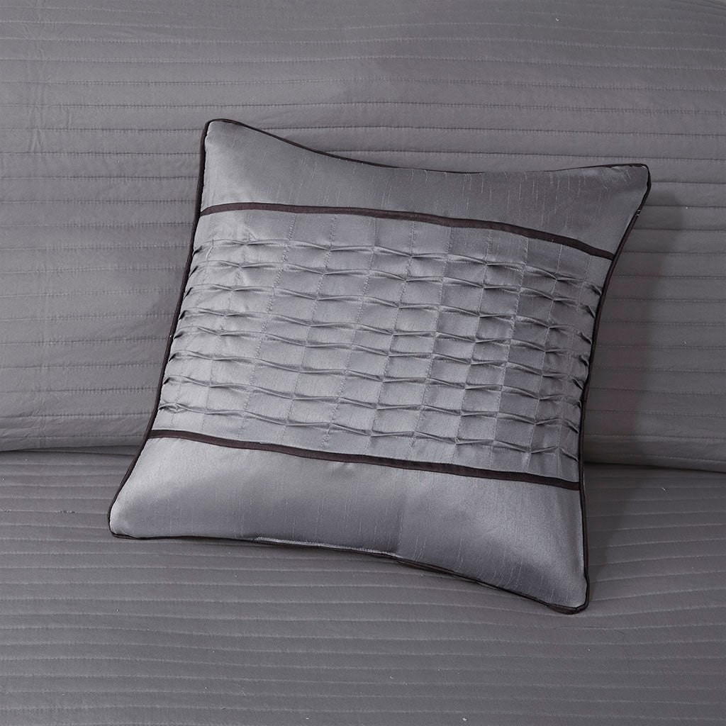 6 Piece Reversible Jacquard Quilt Set with Throw Pillows Grey/Taupe King/Cal King