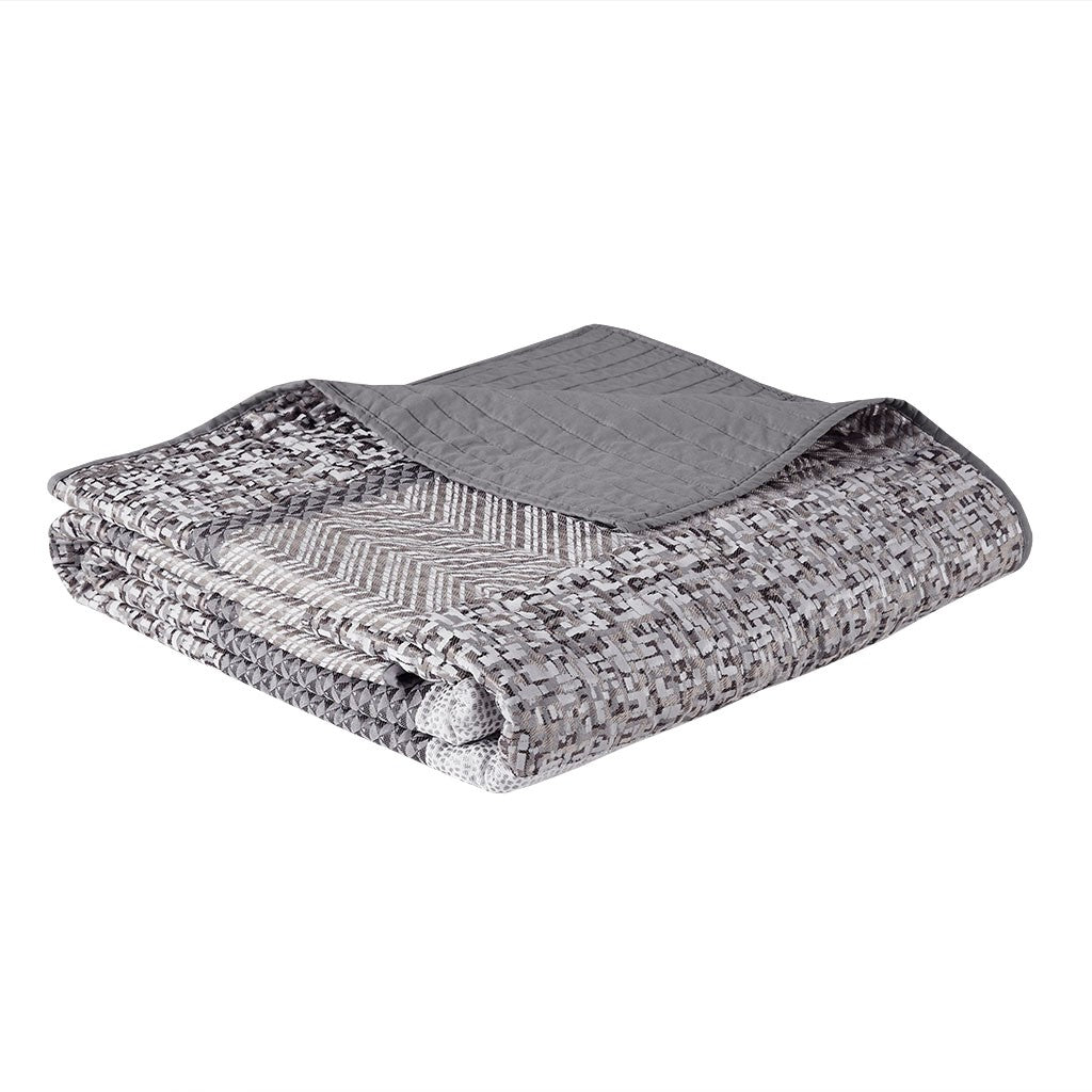 6 Piece Reversible Jacquard Quilt Set with Throw Pillows Grey/Taupe King/Cal King