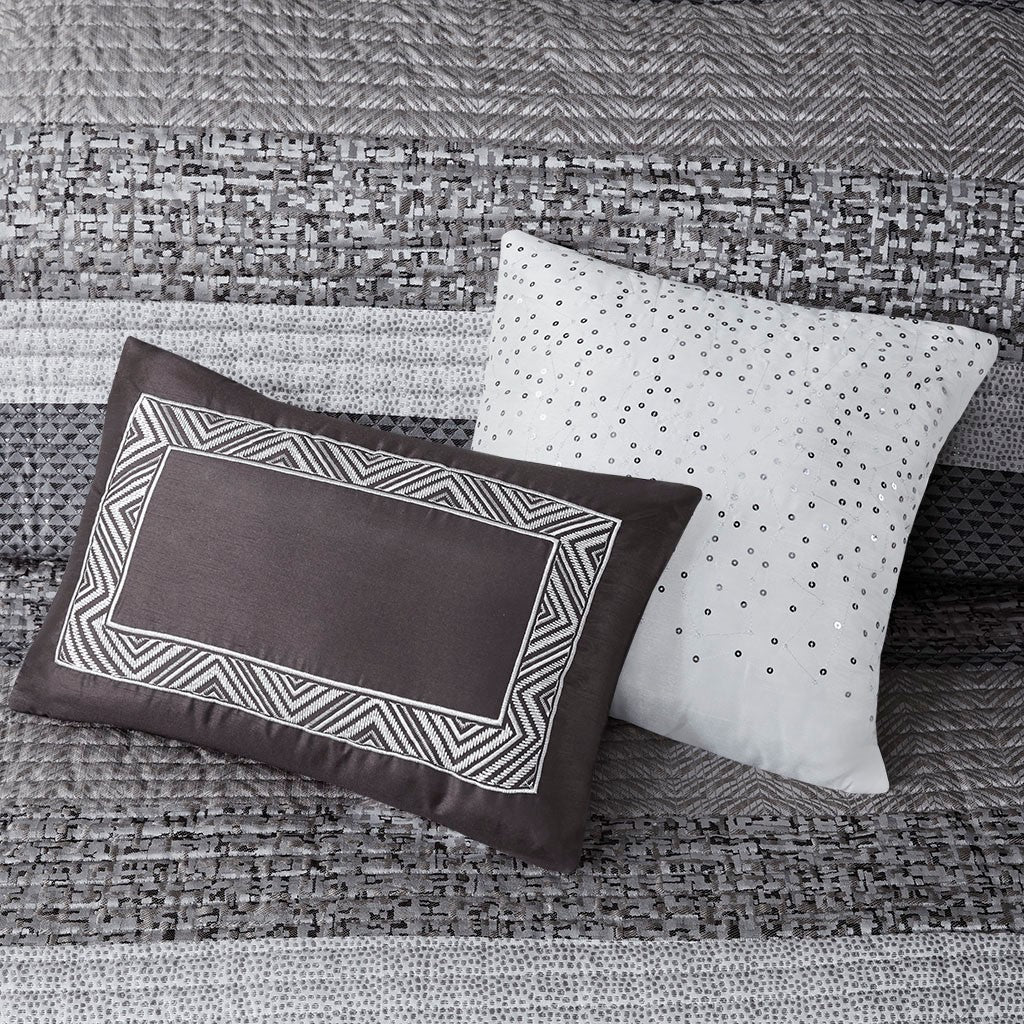 6 Piece Reversible Jacquard Quilt Set with Throw Pillows Grey/Taupe King/Cal King