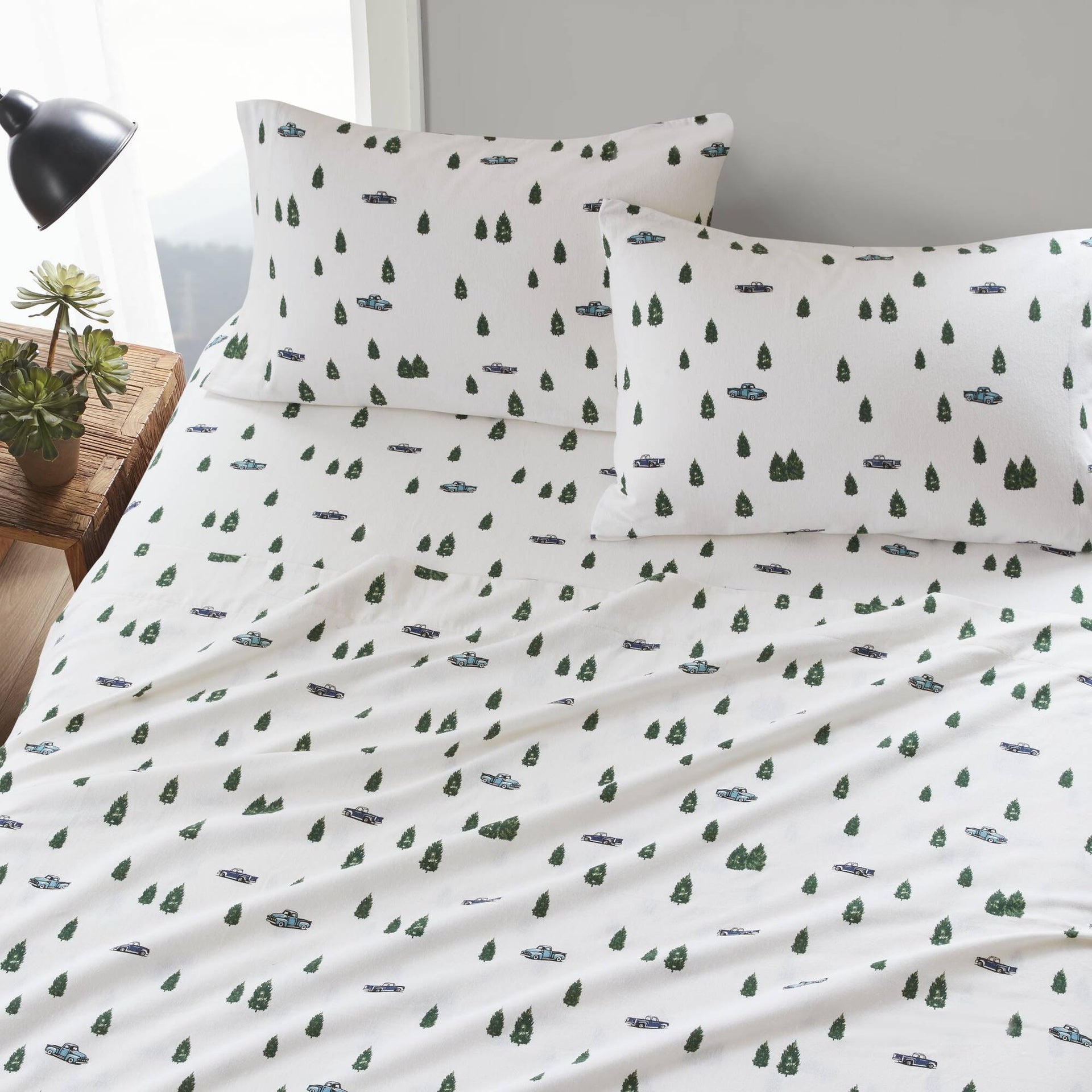 4 PCS Cal King Sheet Set Green Trees & Trucks