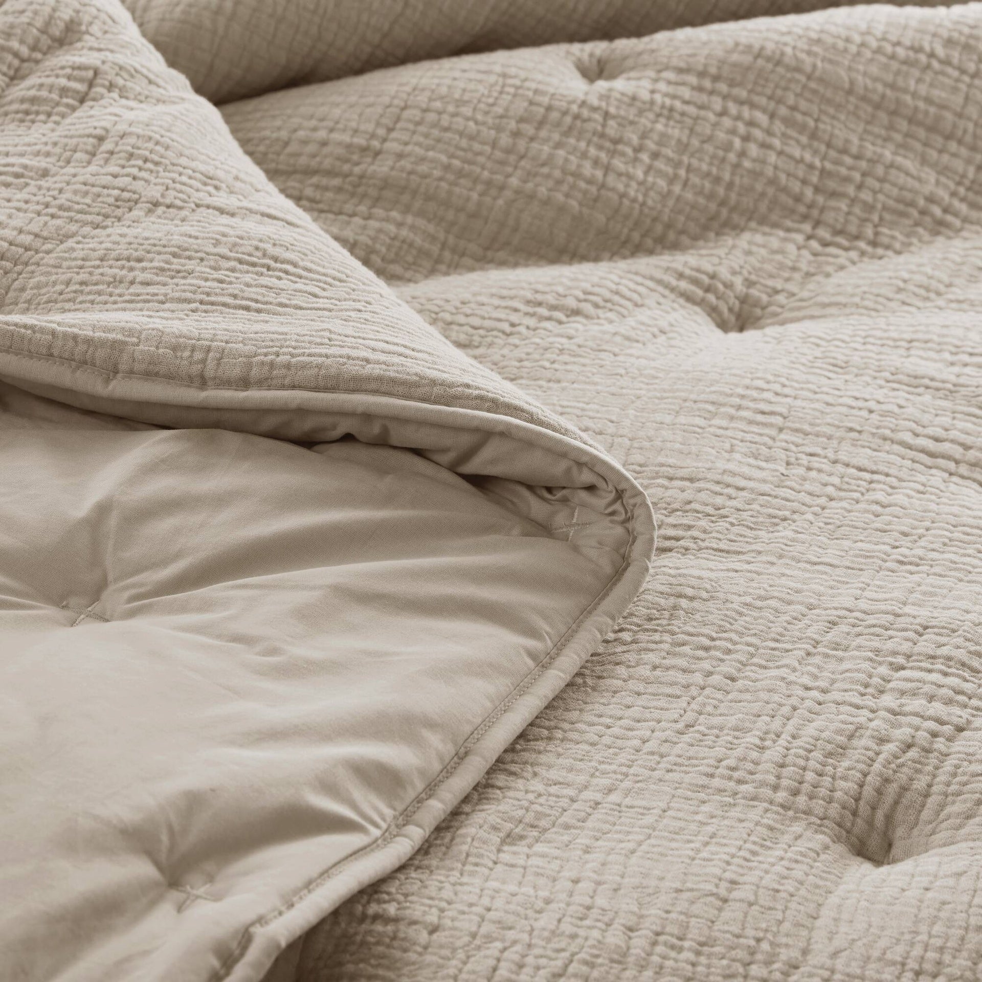 3-Piece King Cotton Gauze  Embroidered Quilt Set,Taupe