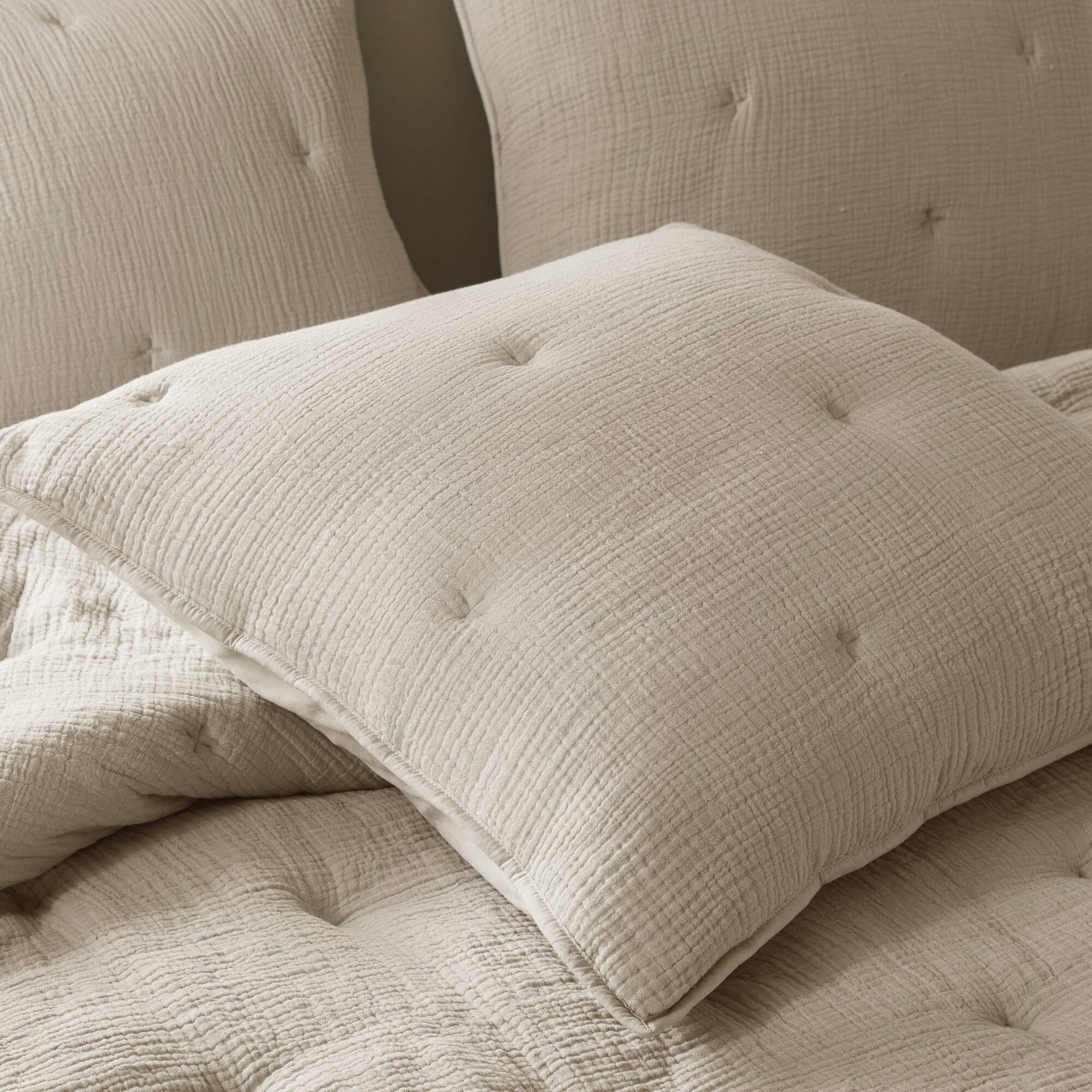 3-Piece King Cotton Gauze  Embroidered Quilt Set,Taupe