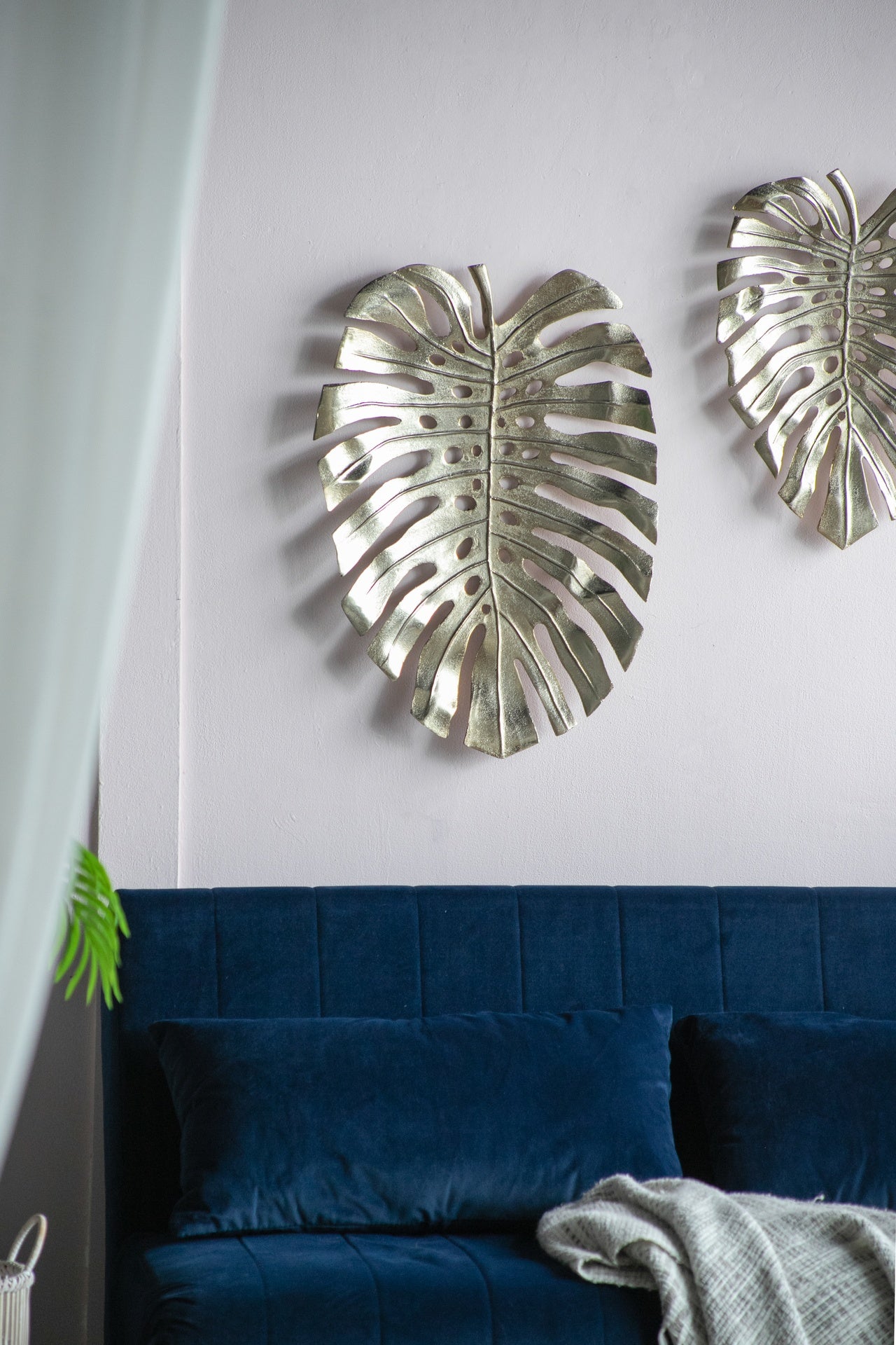 24.8x17.3x2" Gold Monstera Leaf Wall Décor