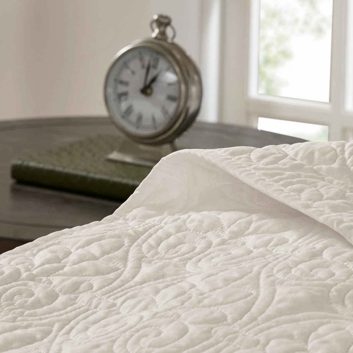 Reversible Bedspread Set Cream Twin