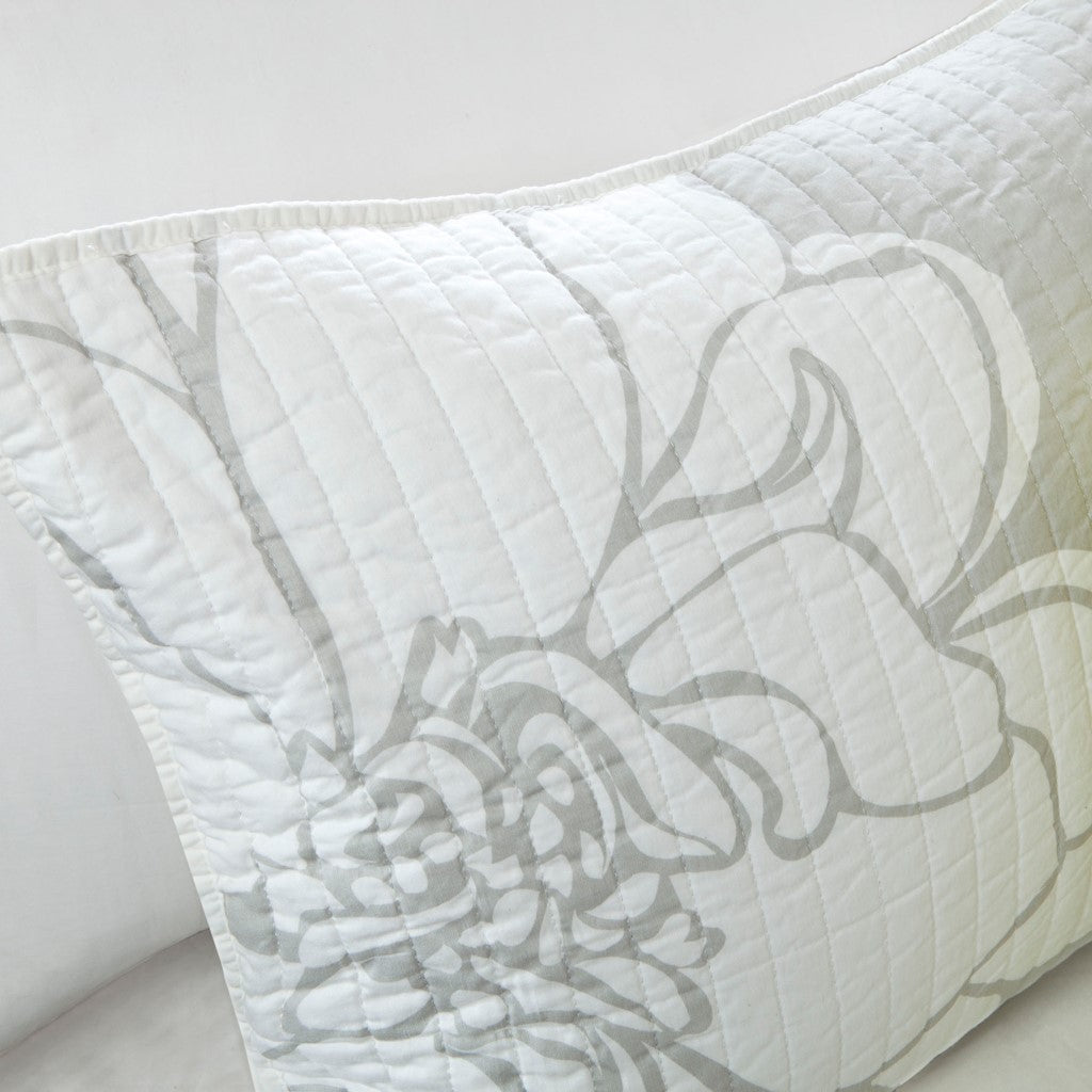 6 Piece Printed Cotton Quilt Set with Throw Pillows Taupe Grey/Yellow King/Cal King