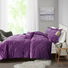 Twin/Twin XL Velvet Comforter Set with Throw Pillow