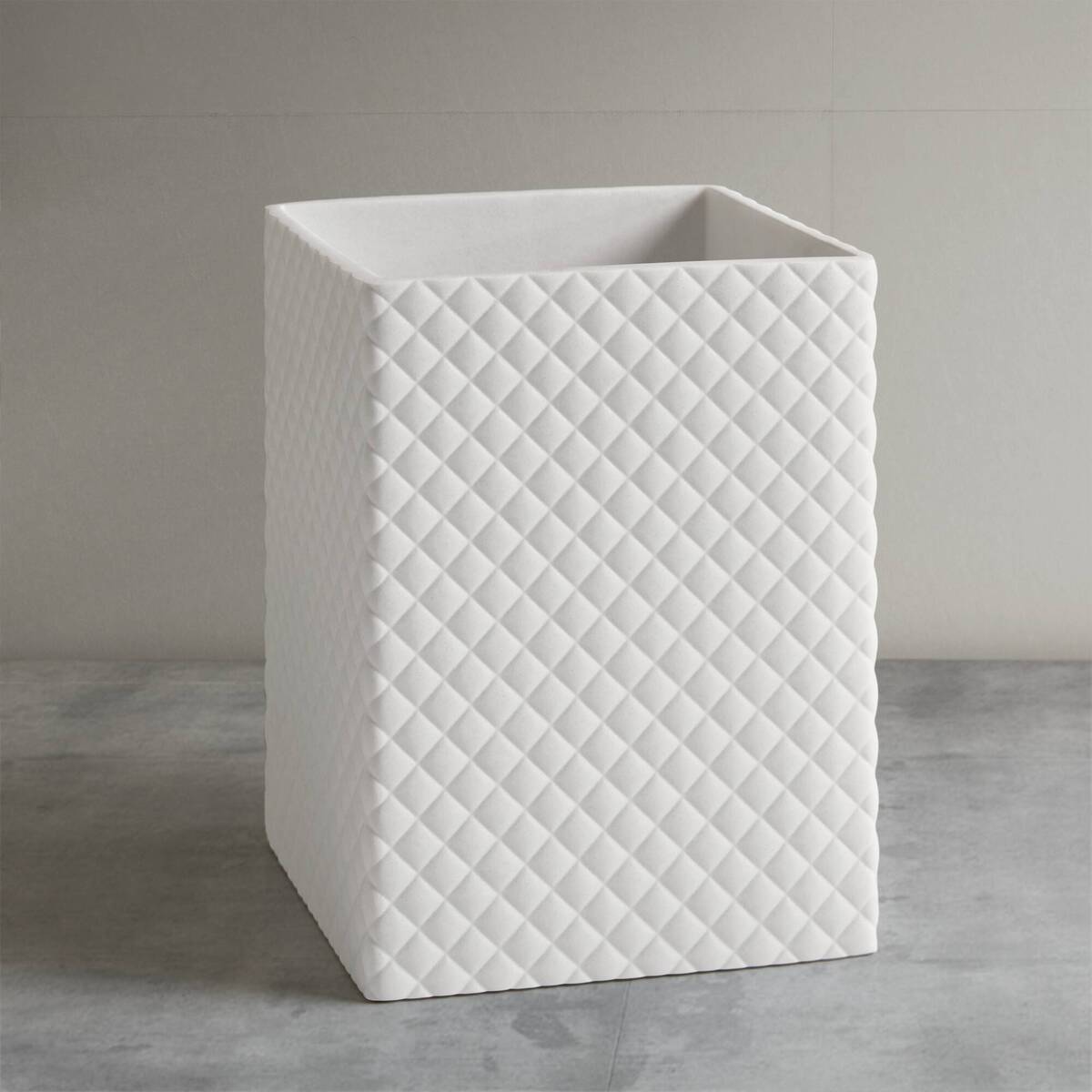 One Size Bath Accessories set, White