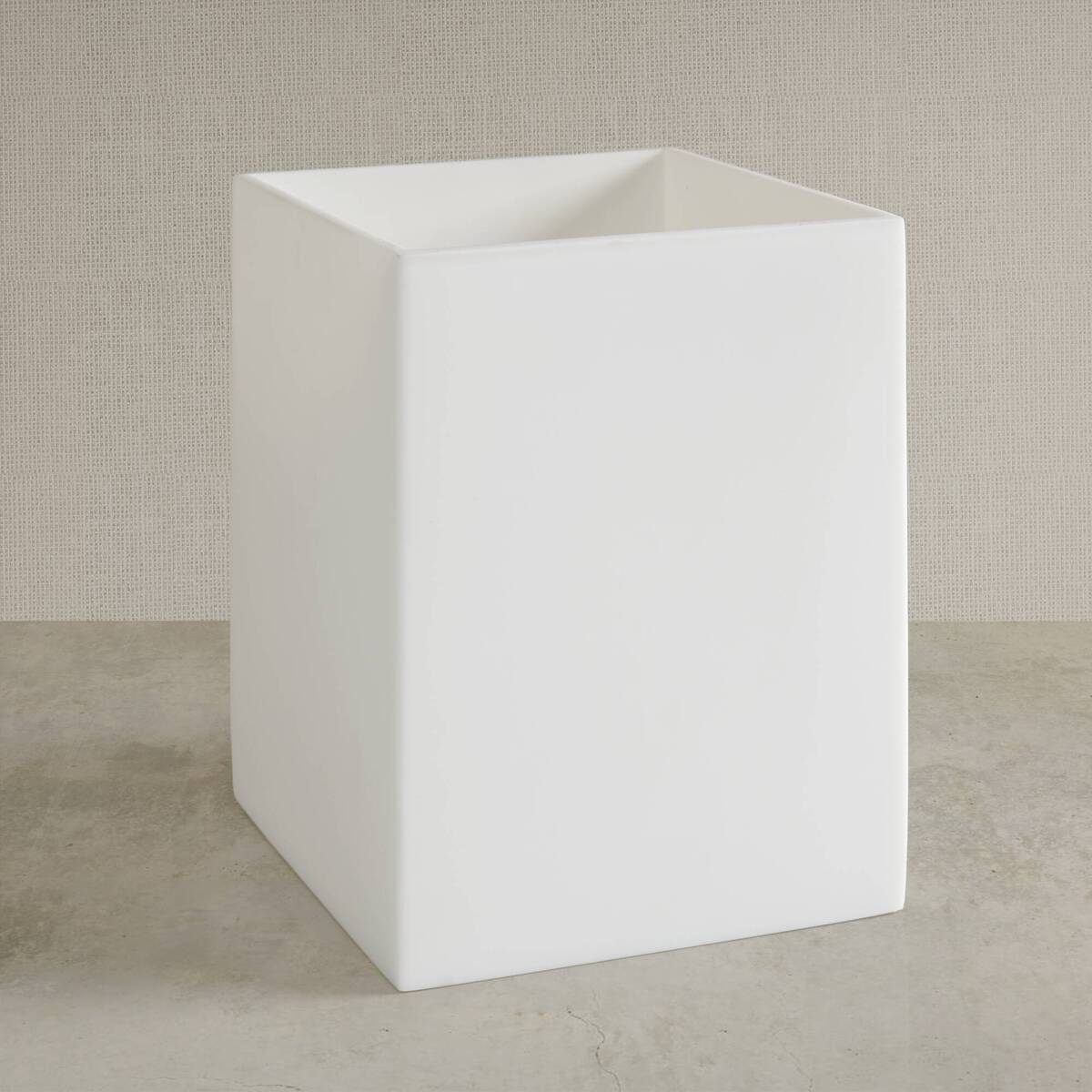 One Size Bath Accessories set, Frosted White