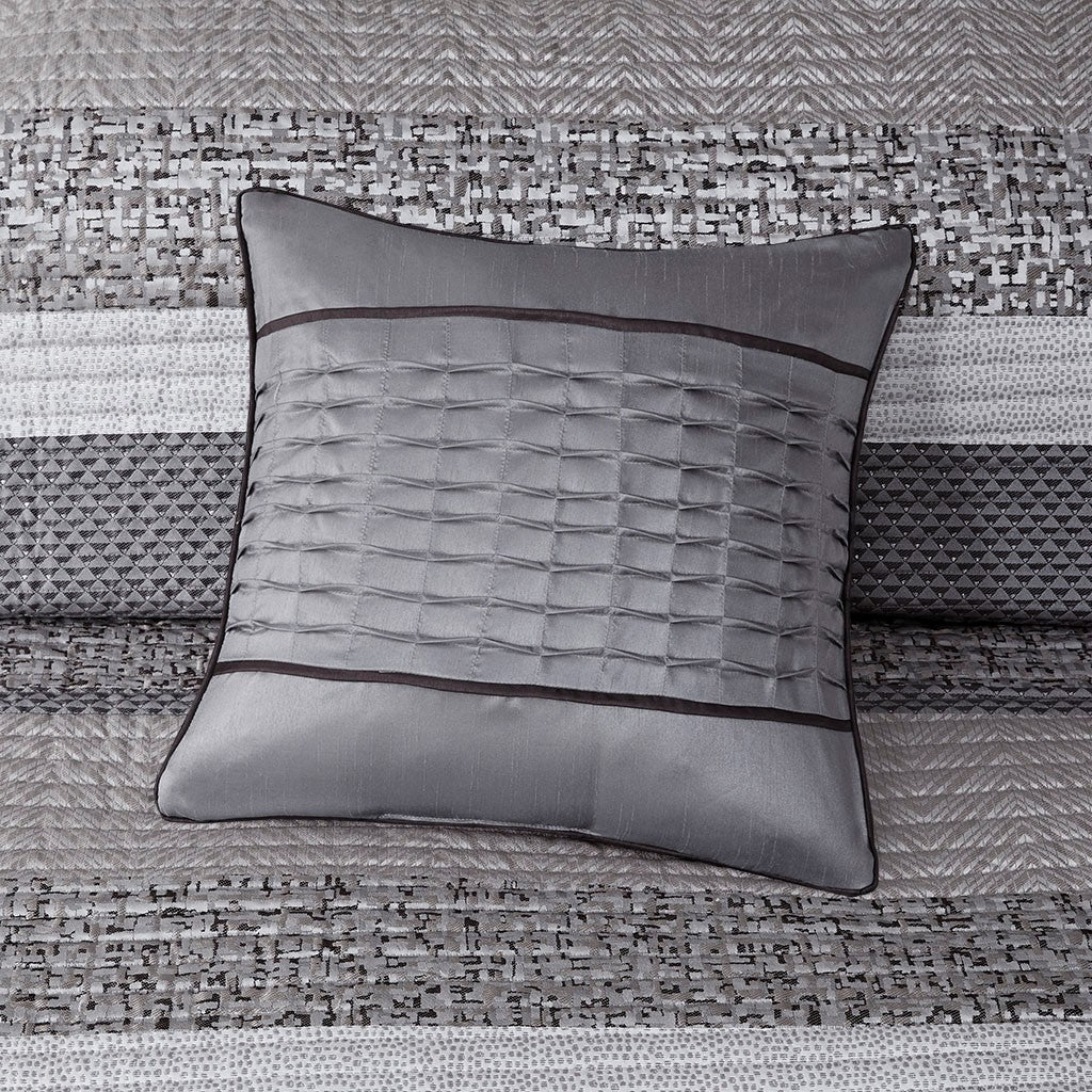 6 Piece Reversible Jacquard Quilt Set with Throw Pillows Grey/Taupe Full/Queen