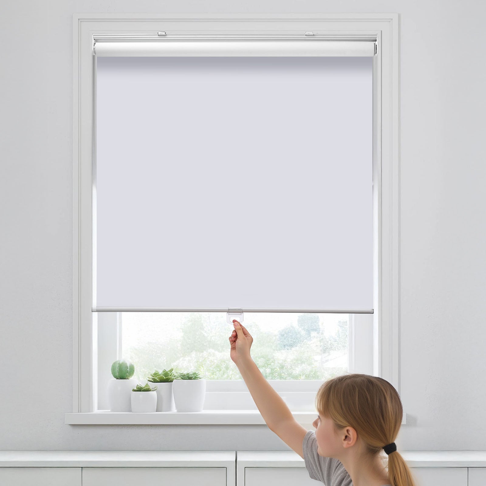 Cordless Roller Shades, 34 x 72 in, Pull Down Blackout Blinds for Windows Room Darkening, Thermal Insulated, Easy to Install, Blackout Roller Shades for Bedroom, Bathroom, Home, Office, White