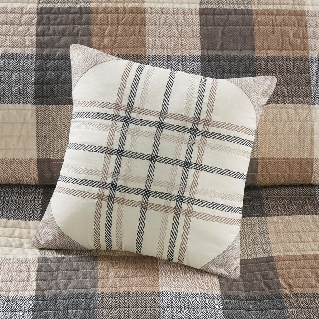 6 Piece Printed Herringbone Quilt Set with Throw Pillows Neutral King/Cal King
