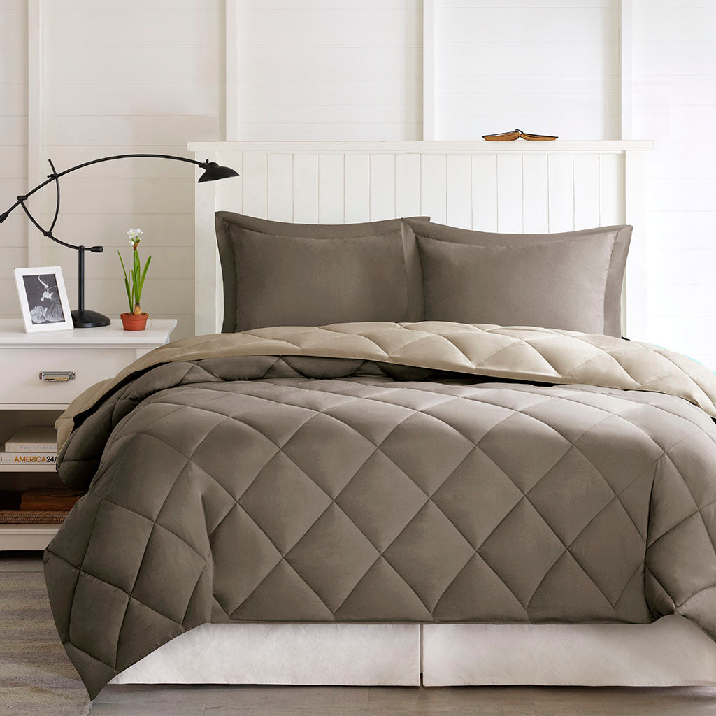 Twin/Twin XL 3M Scotchgard Diamond Quilting Reversible Down Alternative Comforter Set