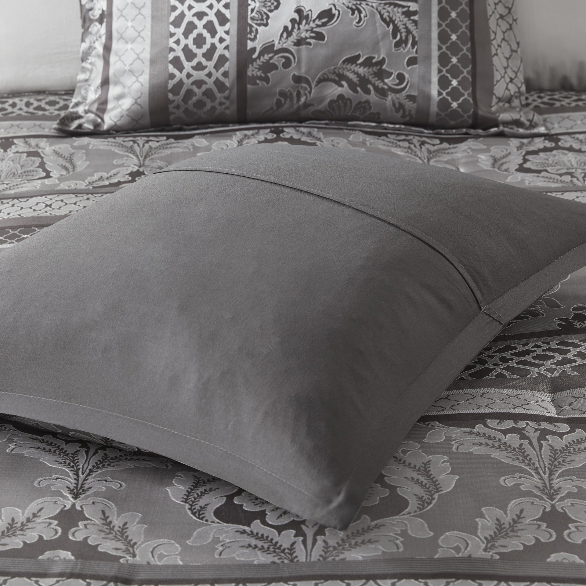 7 Piece Jacquard Comforter Set Grey King