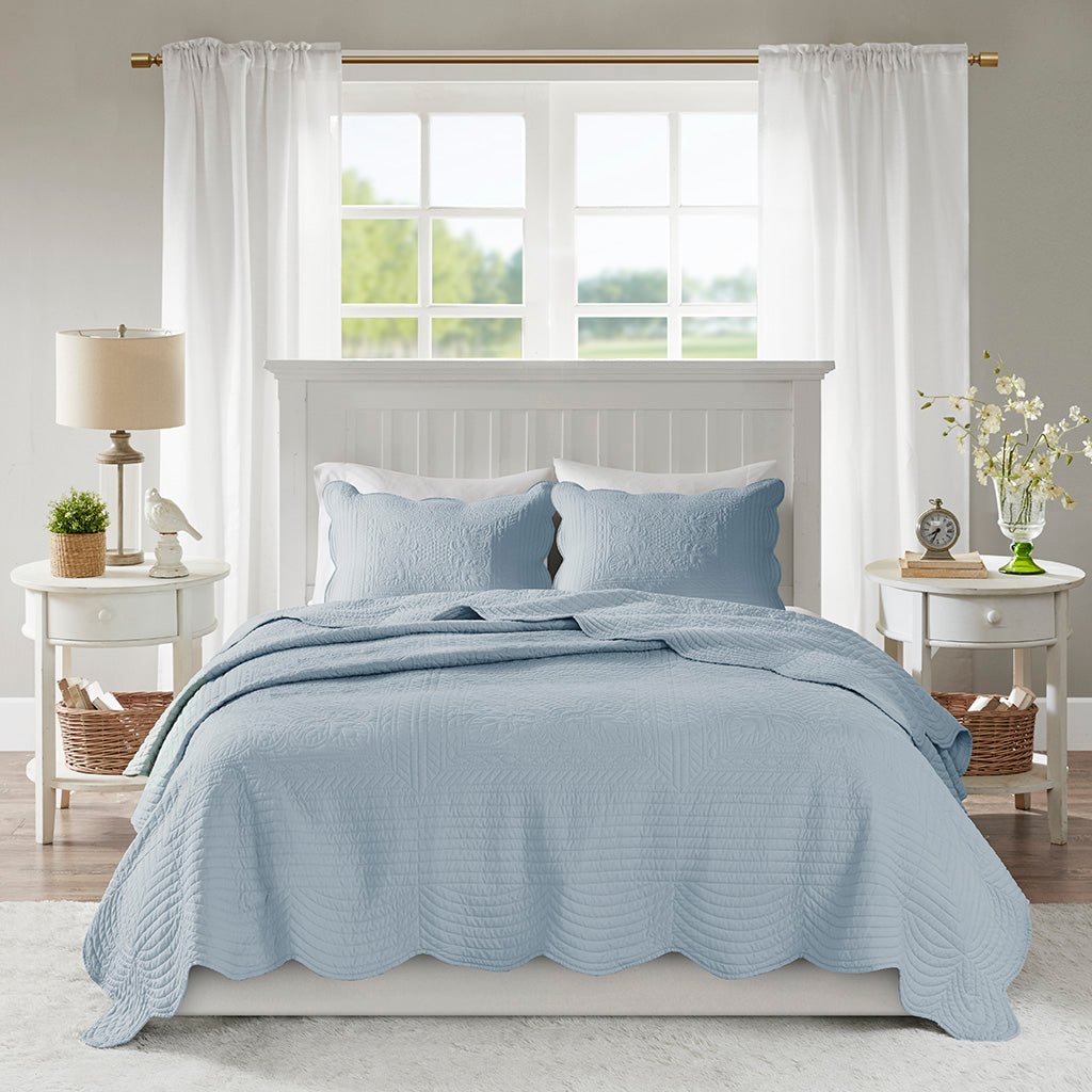 3 Piece Reversible Scalloped Edge Quilt Set Blue Full/Queen