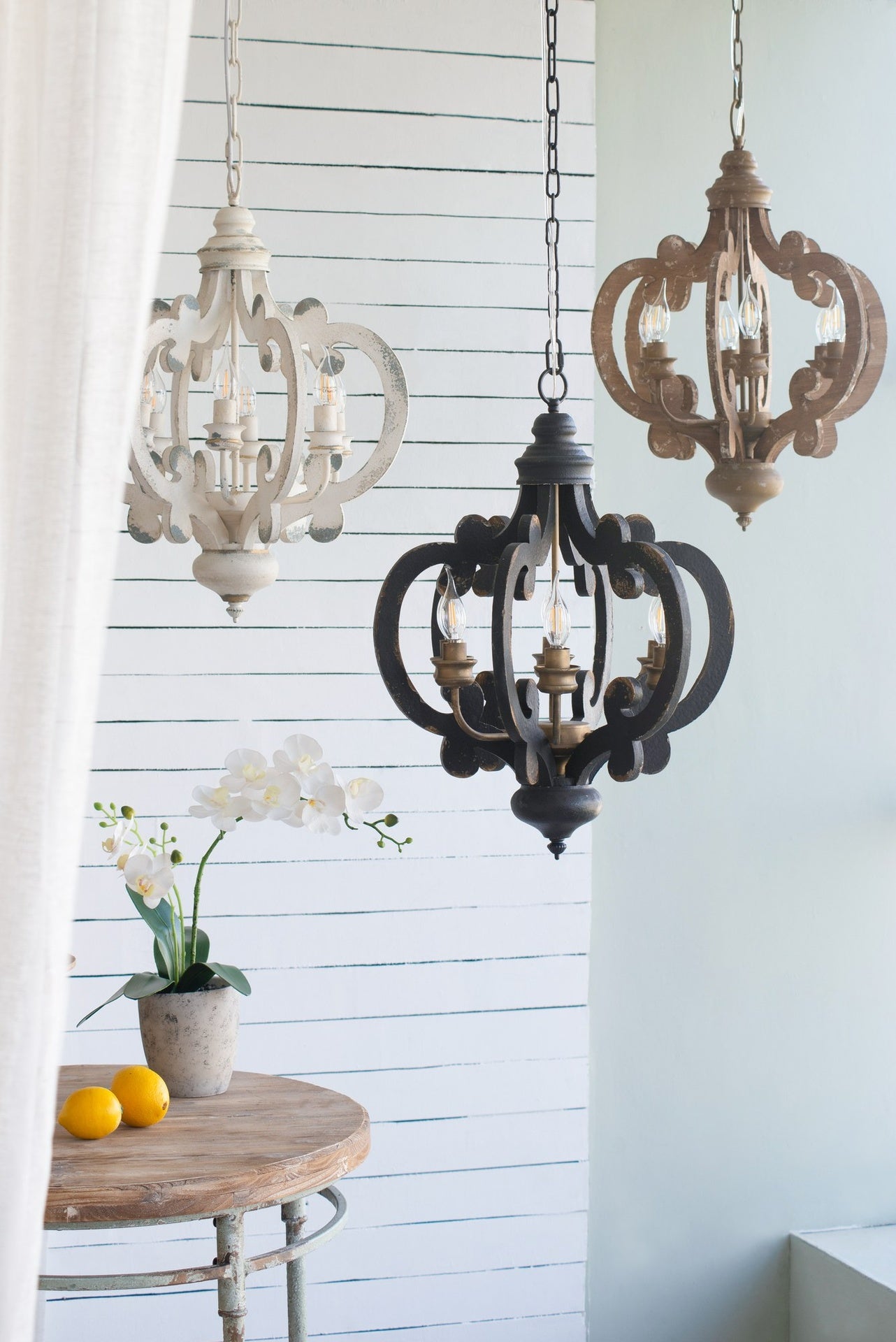French Country Wood Chandelier, 6-Light Farmhouse Pendant Light Fixture with 28"  Adjustable Chain for Kitchen Foyer Hallway, Bulb Not Included