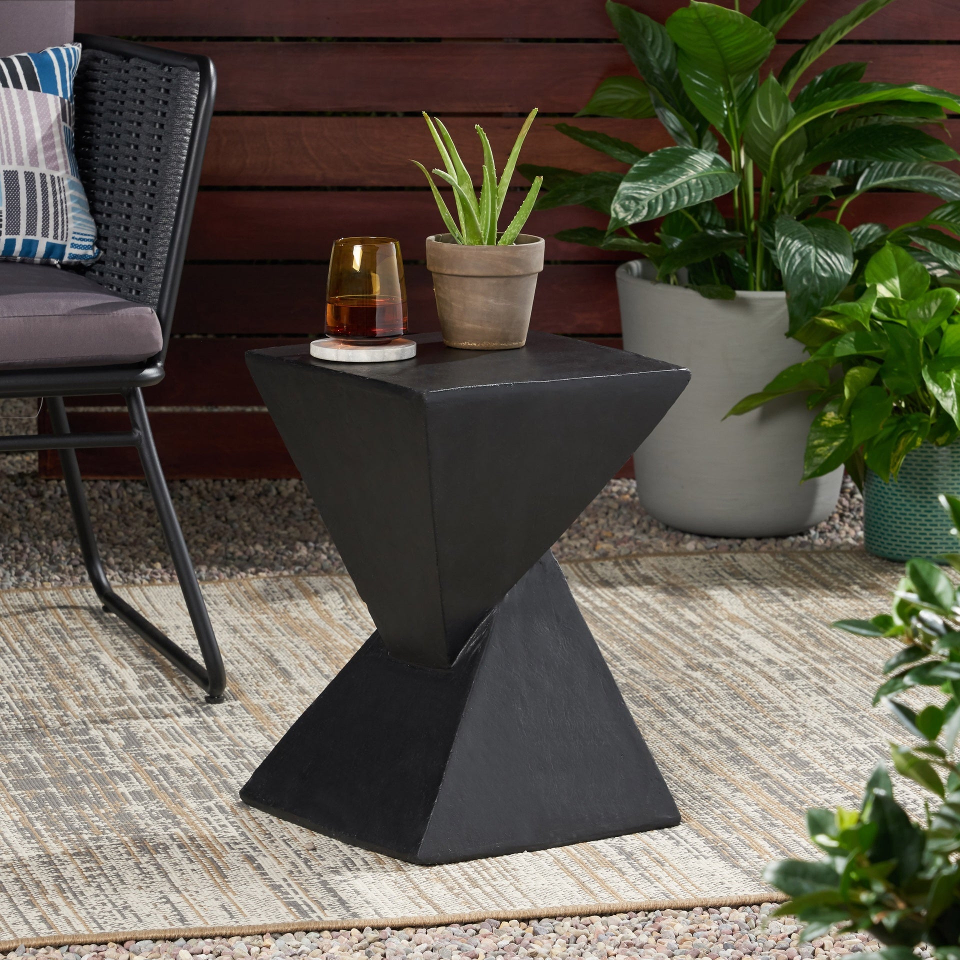 TESS Modern Side Table – Stylish End Table Compatible with Living Room, Bedroom, or Office,Versatile Home Furniture,Black Color
