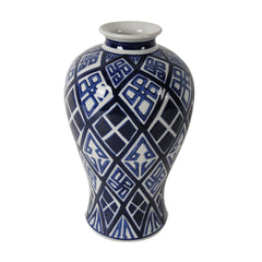D7.8x12.8 Valora Blue and White Vase