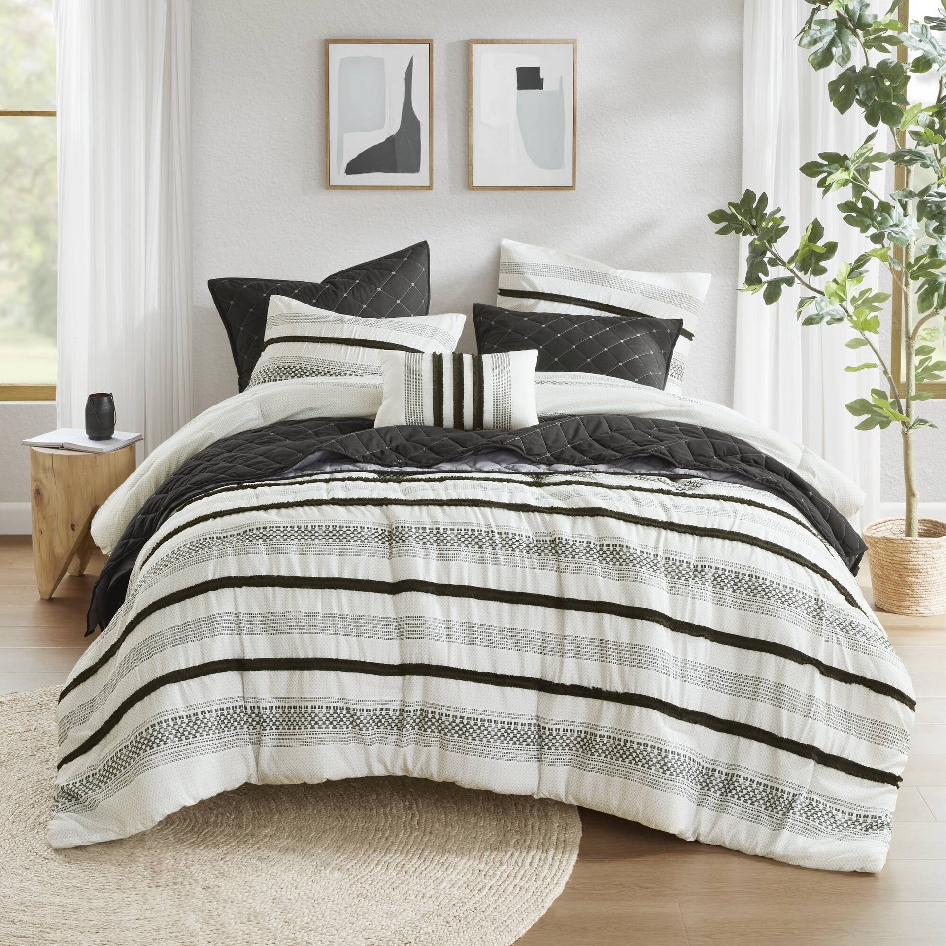 7 Piece Stripe Comforter and Quilt Set-Full/Queen