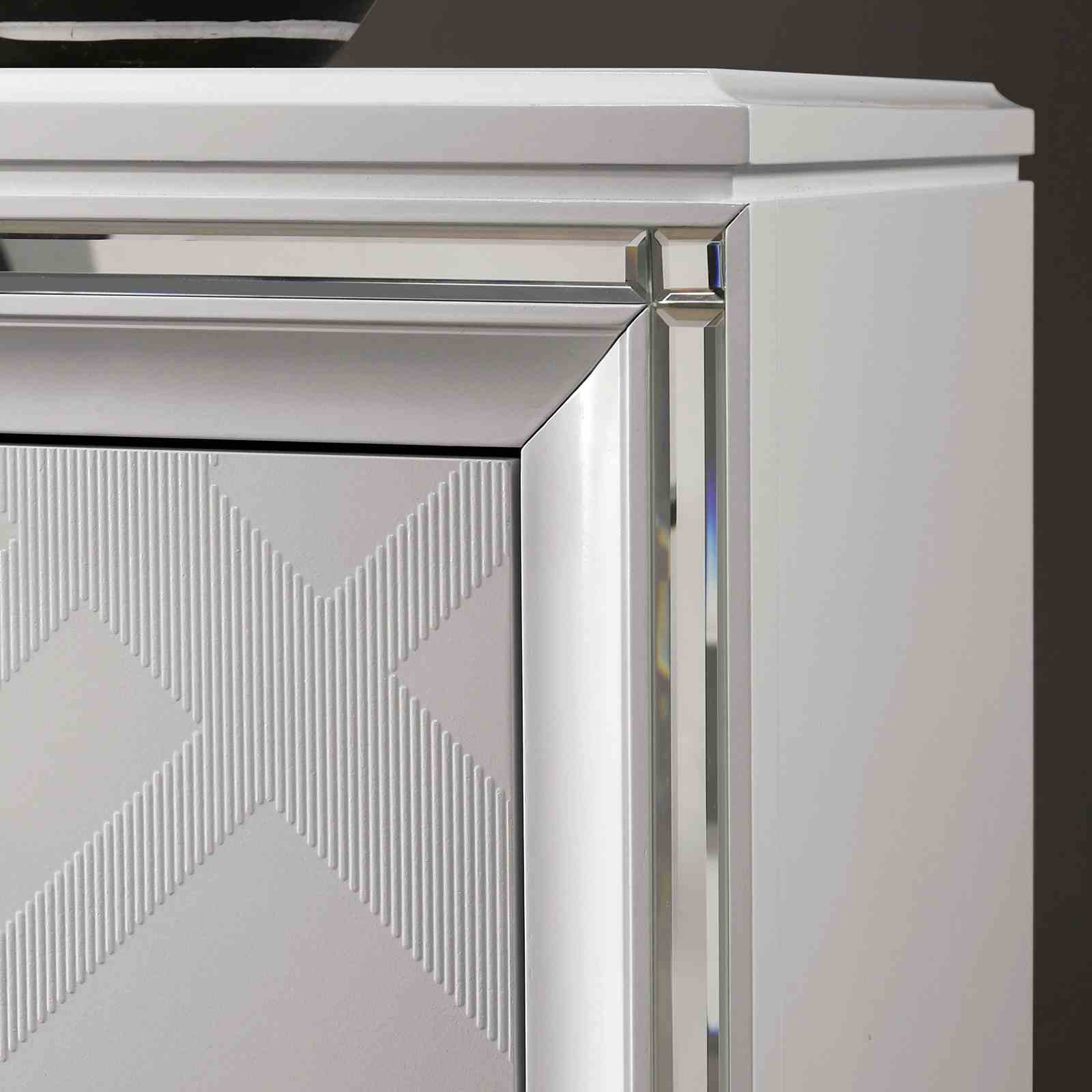 Contemporary Style 1pc Nightstand Hidden Jewelry Drawer Acrylic Legs USB Port White Finish Bedroom Furniture