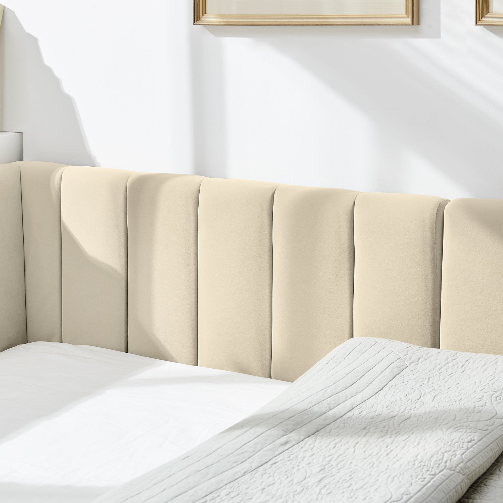 Full Size Upholstered Tufted Bed Frame, Sofa Bed Frame with Comfortable Backrest and Armrests, Full Size Bed for Bedroom, Living Room,Velvet-Beige(81''*60''*29.5'')