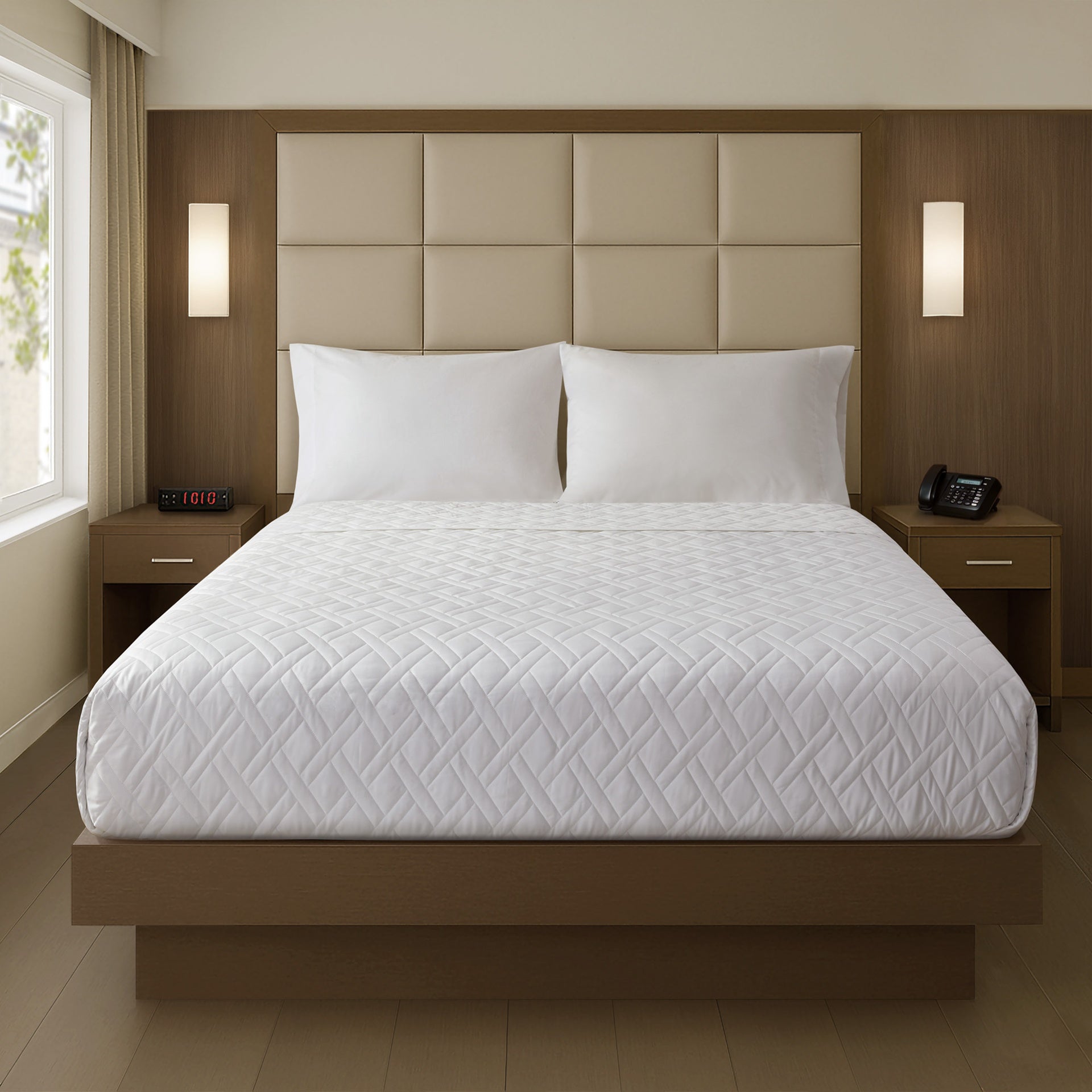 1-Piece Full/Queen Premium Coverlet, White