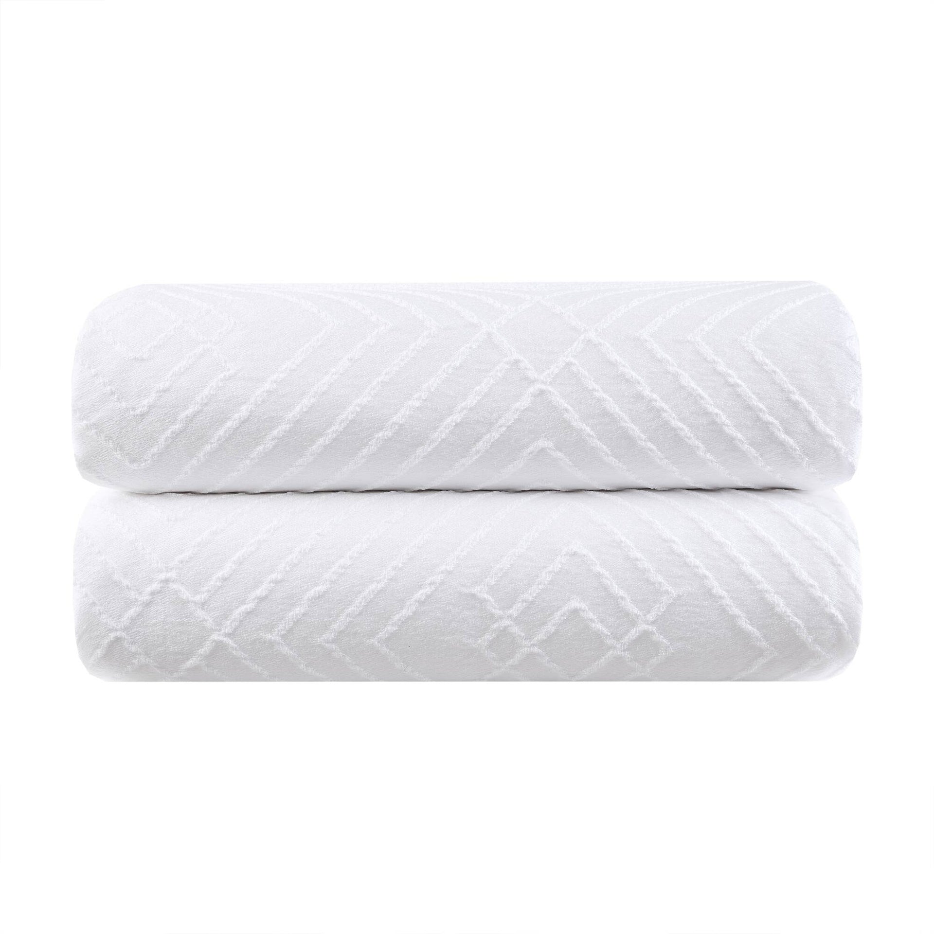 1-Piece Full/Queen Essential Lark Coverlet, White