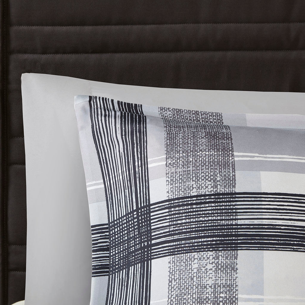 Twin/Twin XL Plaid Comforter Set