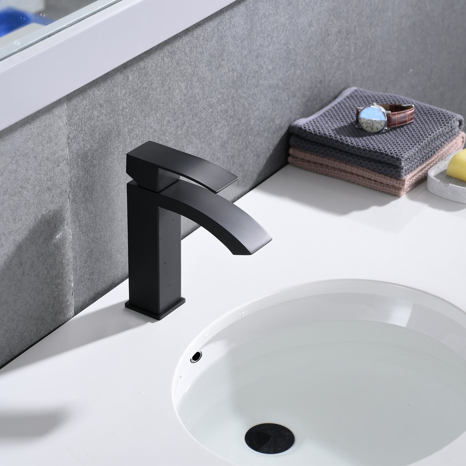 Waterfall Spout Bathroom Sink Single Handle Faucet with Pop-Up Drain (with Overflow)