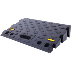 4" high 2-Piece Portable Automotive Curb Ramp, Heavy-Duty Plastic Threshold Ramp Track Interlocking Step Ramp Structure 6600 Lbs Load Capacity for Cars, Wheelchairs, Bikes, Motorcycles