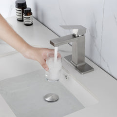 Single Handle Bathroom Sink Faucet with Pop-Up Drain (with Overflow)