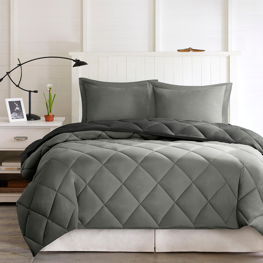 King 3M Scotchgard Diamond Quilting Reversible Down Alternative Comforter Set