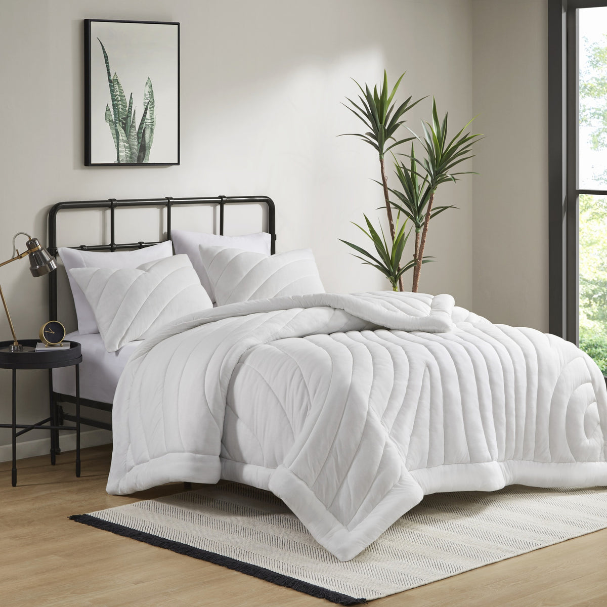 3 PCS King/Cal King Poly Jersey Puffy Comforter Set White