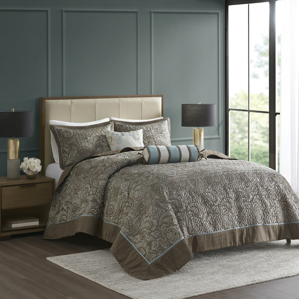 5 Piece Jacquard Bedspread Set with Throw Pillows Blue/Brown King