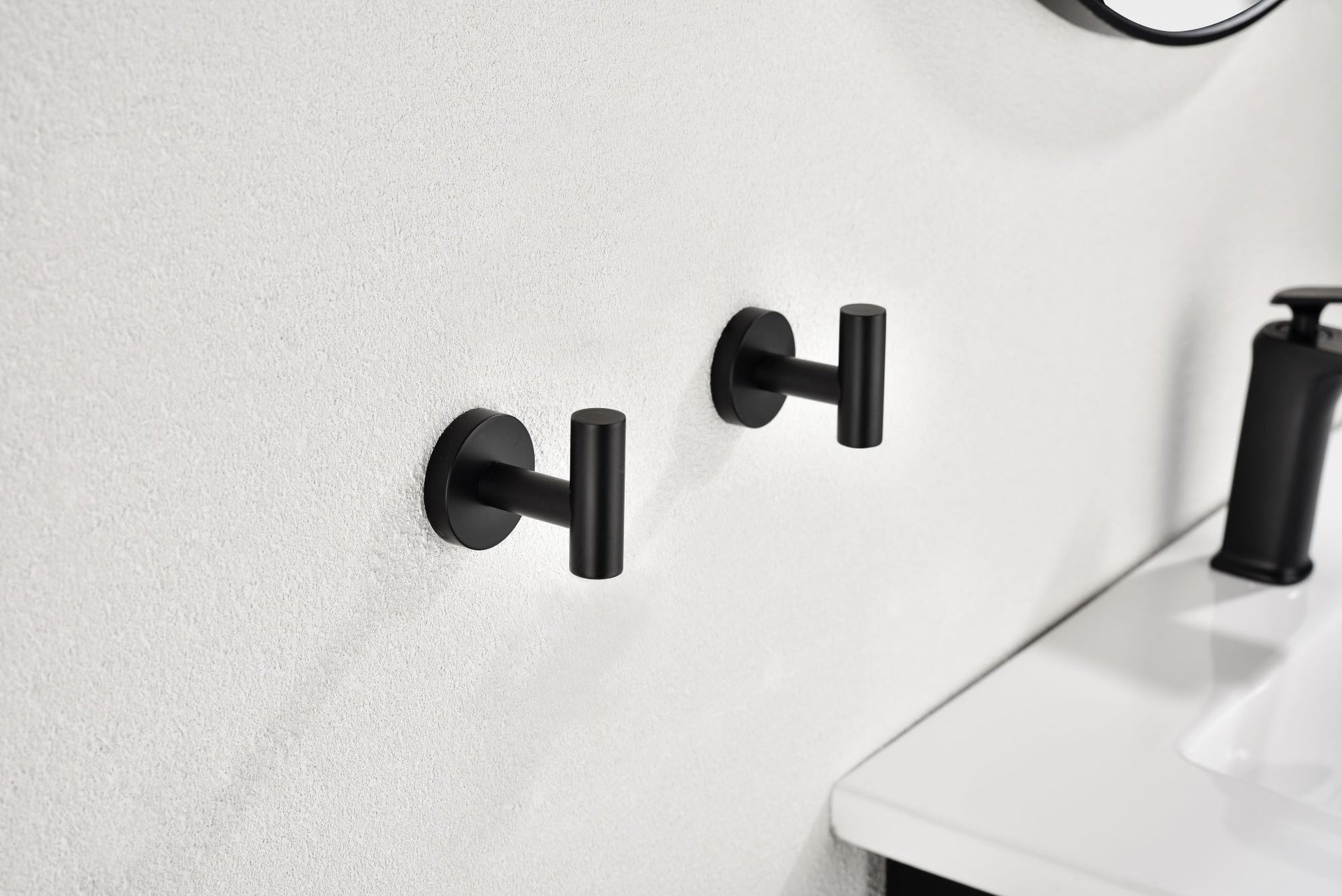2-Pack Wall-Mounted Stainless Steel Bathroom Towel Hooks/Coat Hooks for Bathroom, Bedroom, Kitchen