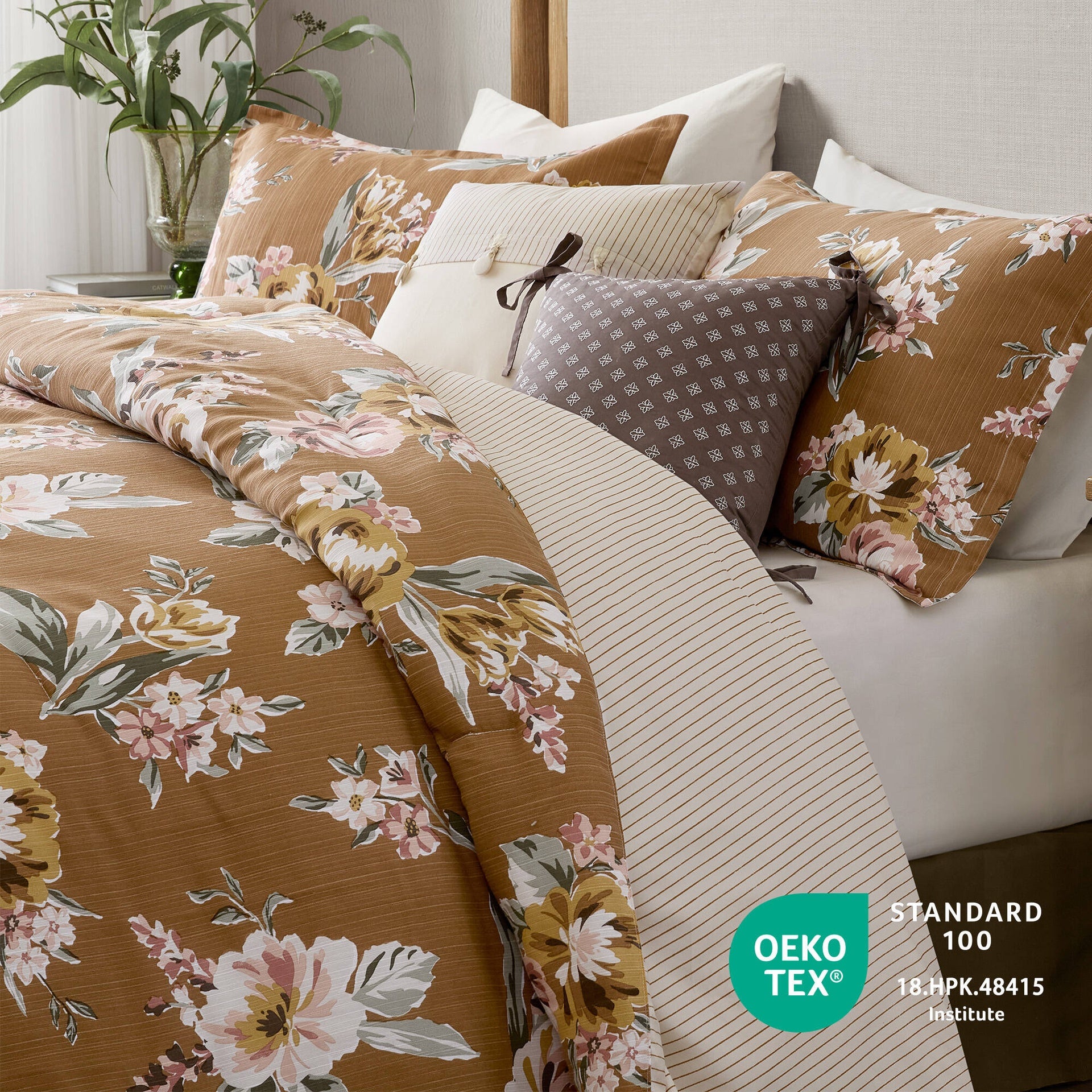 7-Piece Queen Vintage Floral Comforter Set, Terracotta